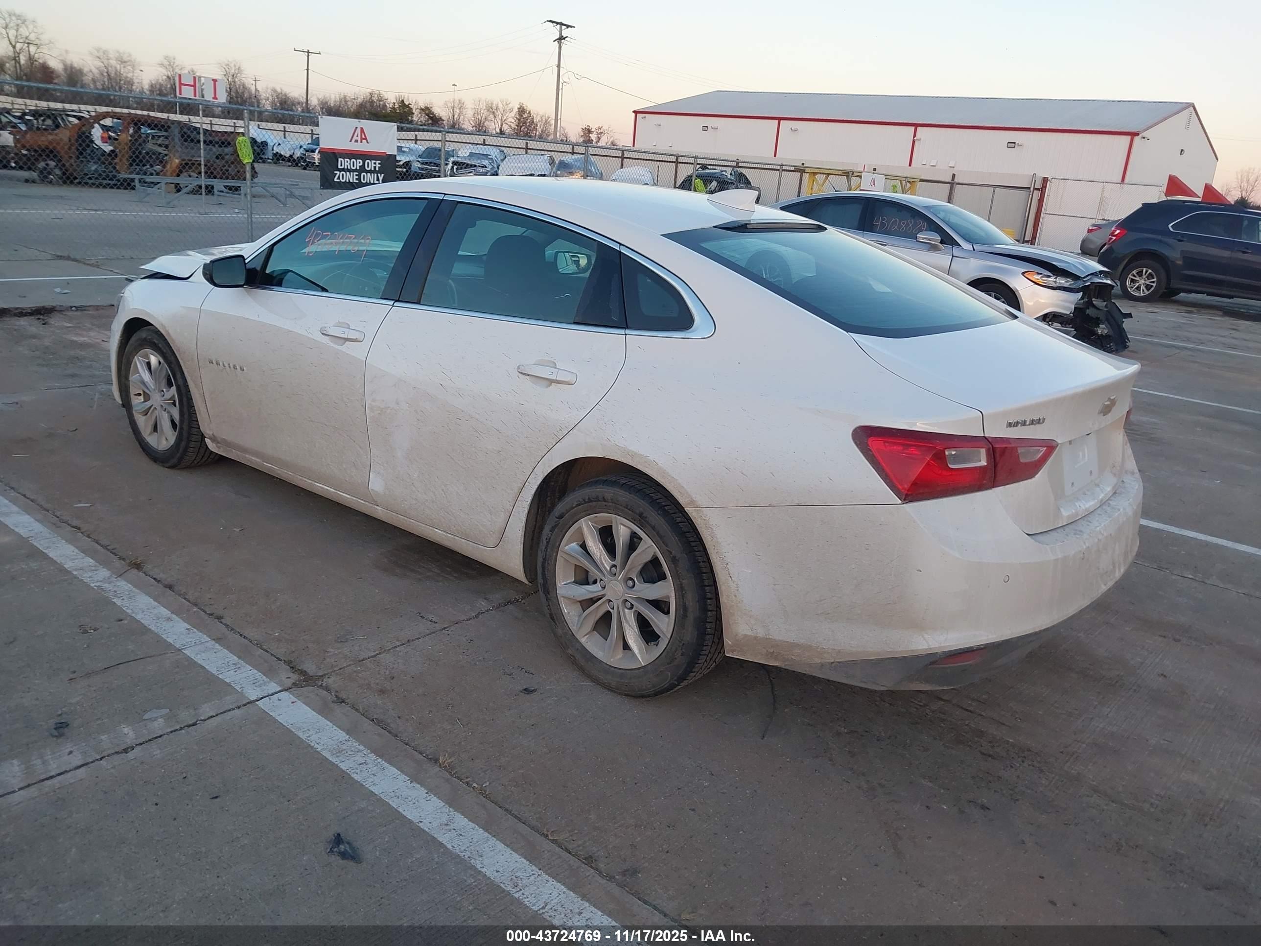 CHEVROLET MALIBU image 3