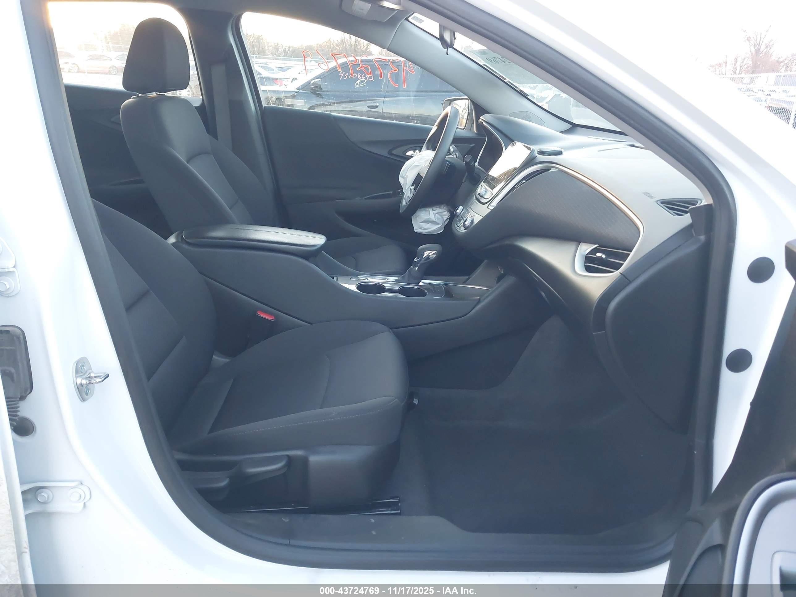 CHEVROLET MALIBU image 5