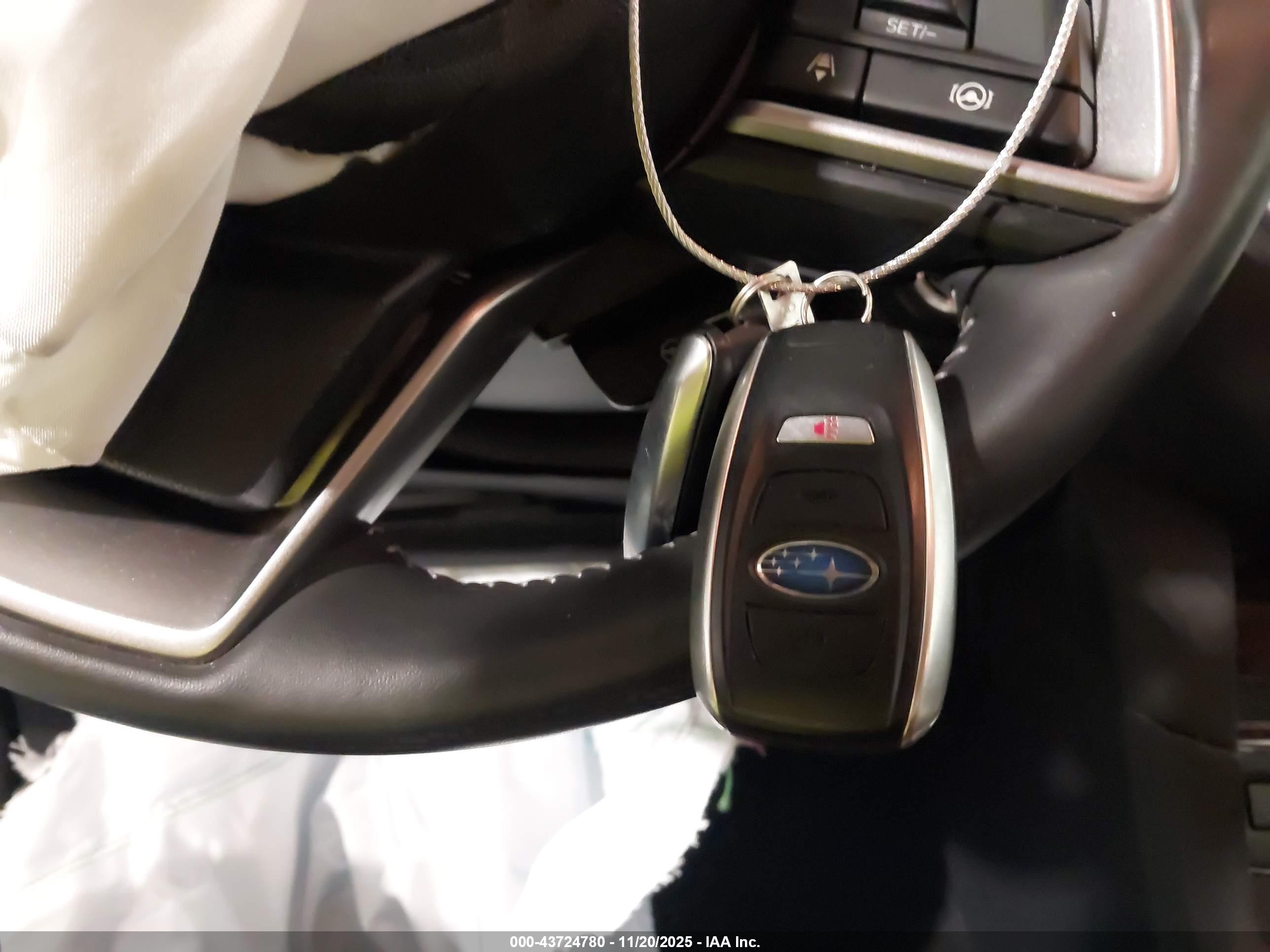 SUBARU ASCENT image 11