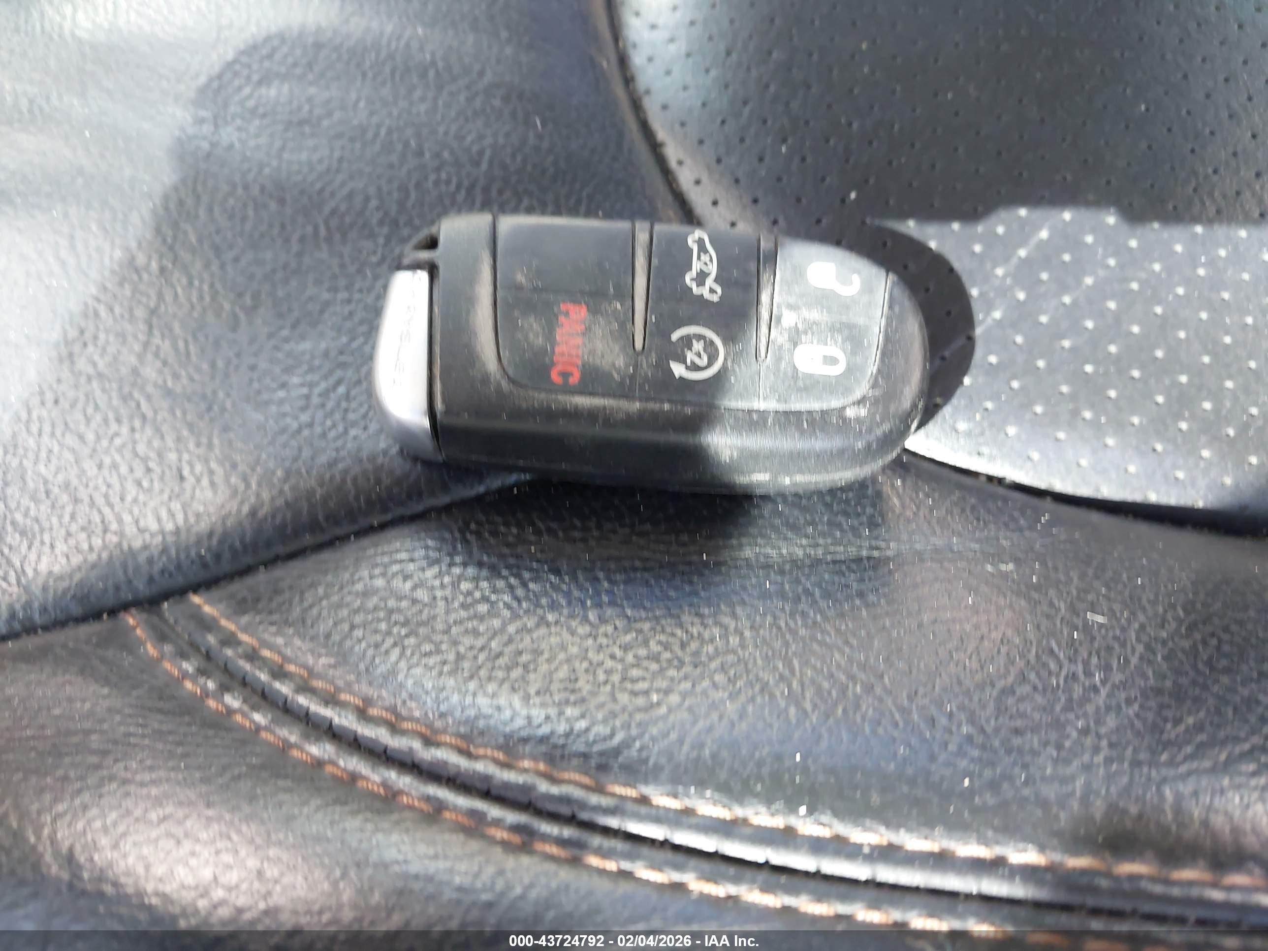 CHRYSLER PACIFICA image 11