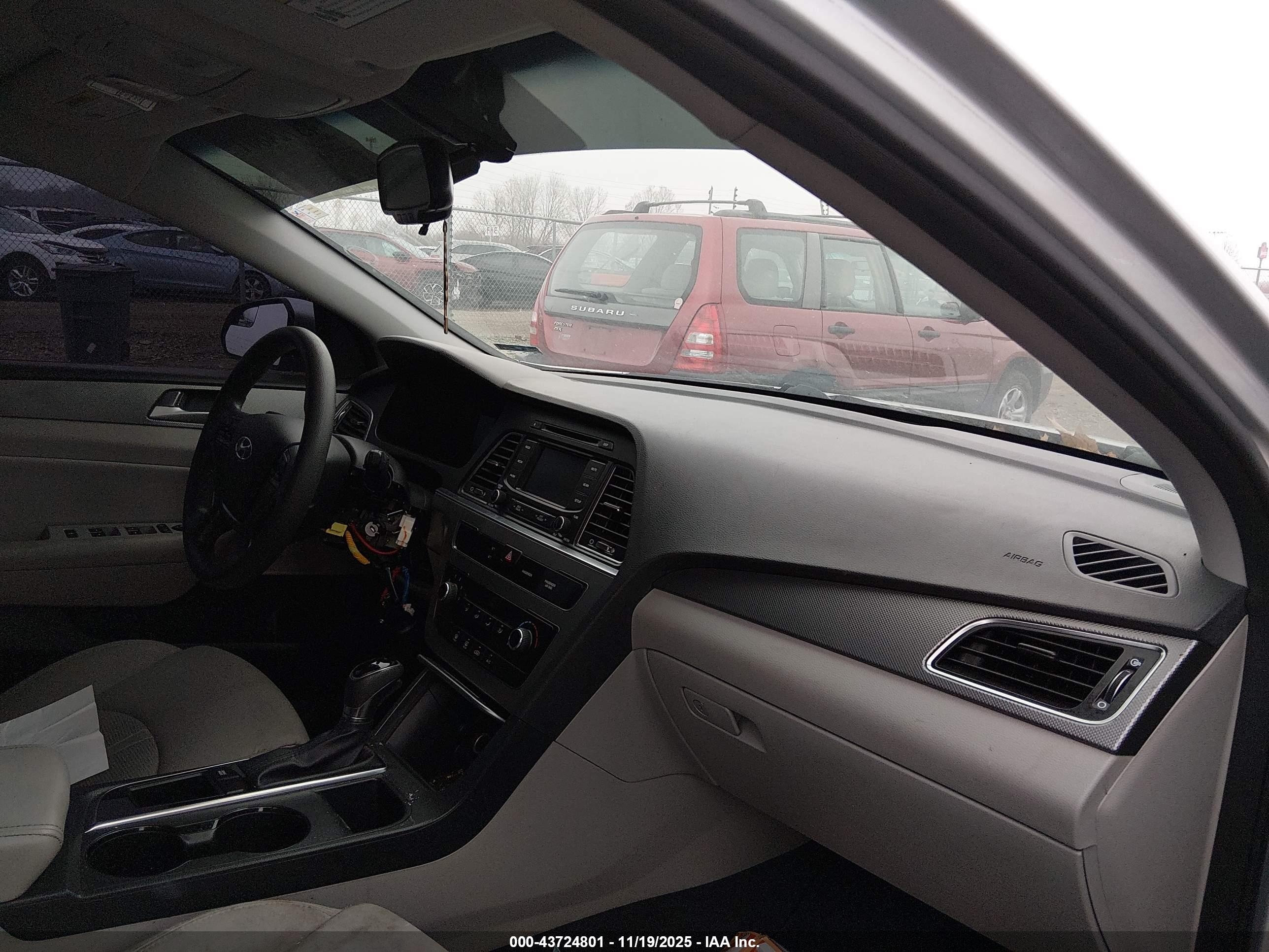 HYUNDAI SONATA image 5