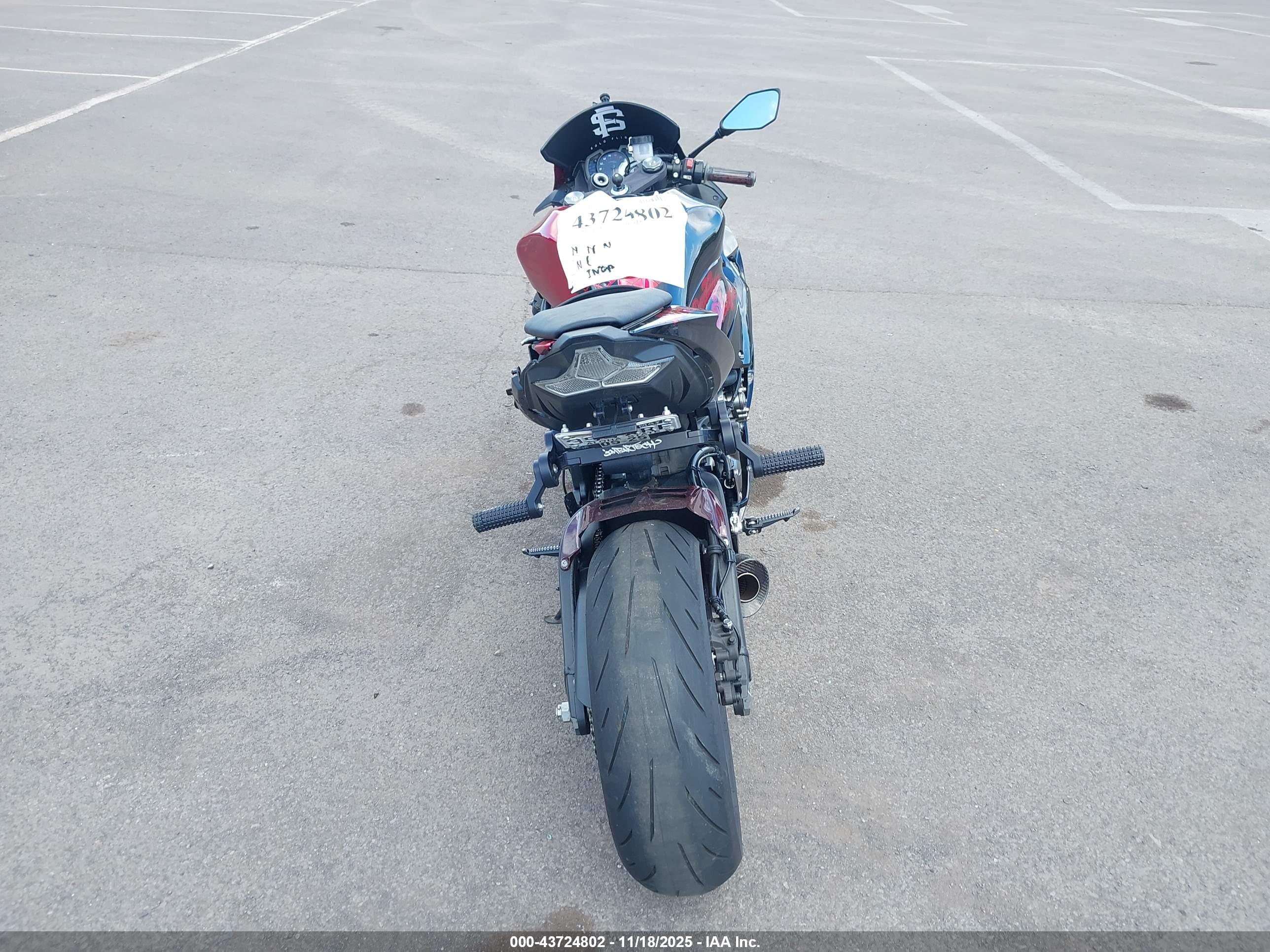 KAWASAKI ZX636 image 6
