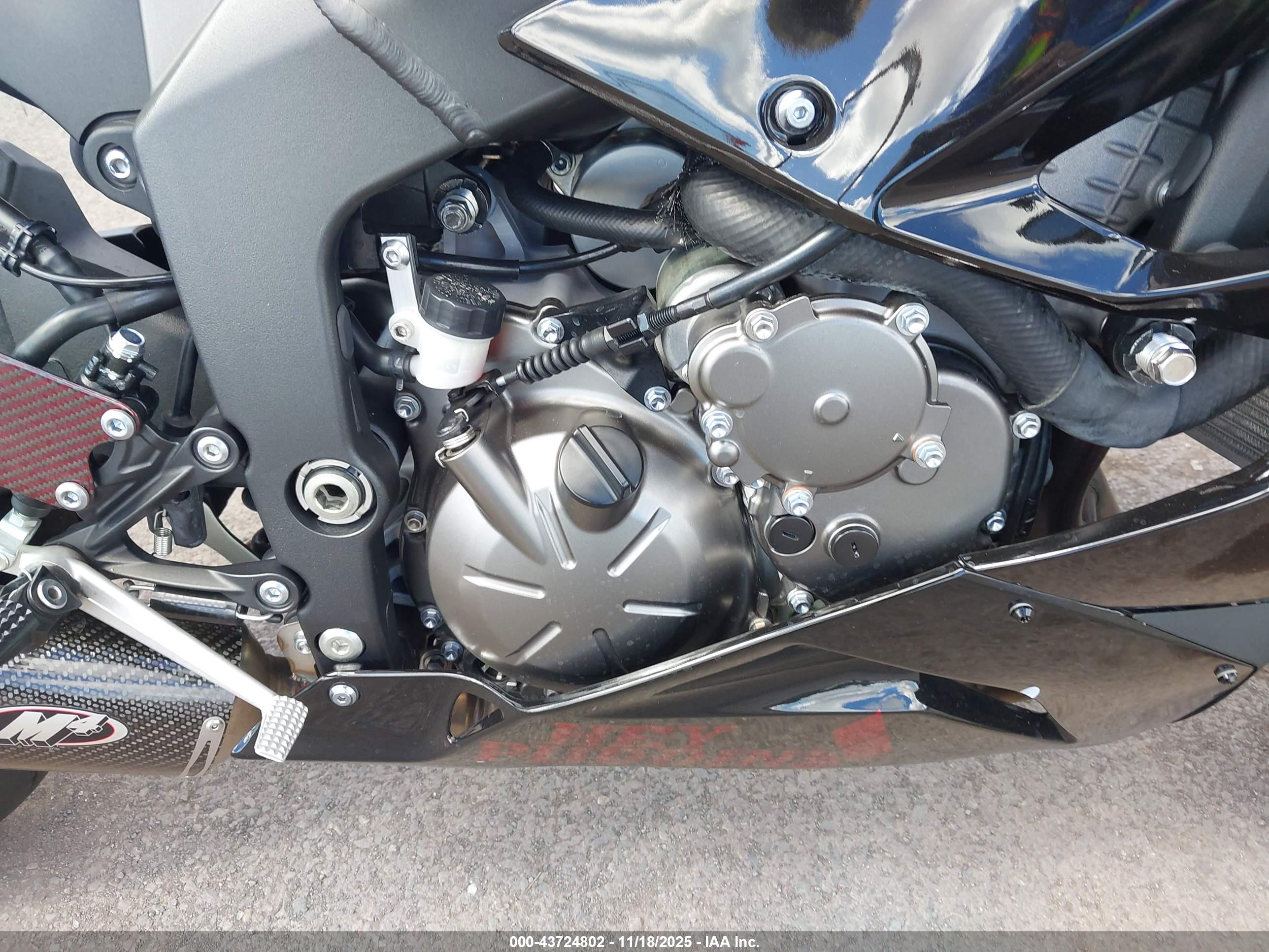 KAWASAKI ZX636 image 8