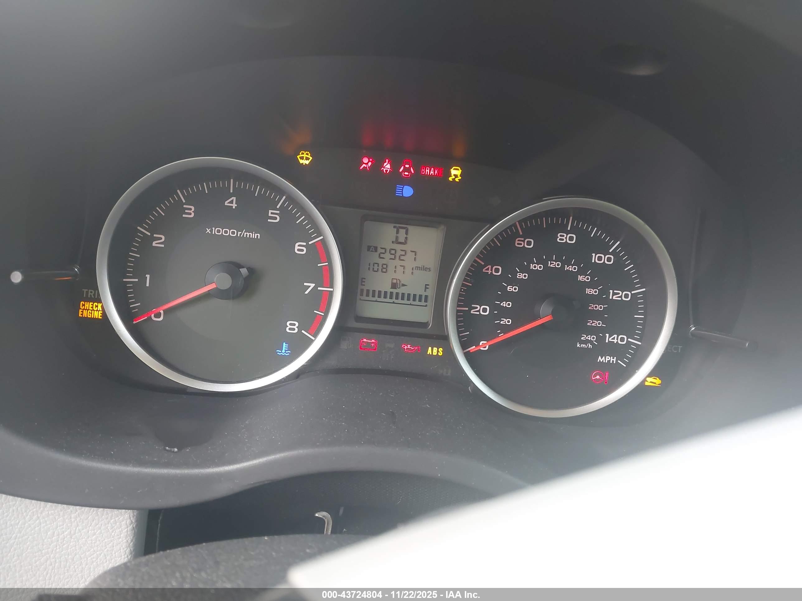 SUBARU FORESTER image 7