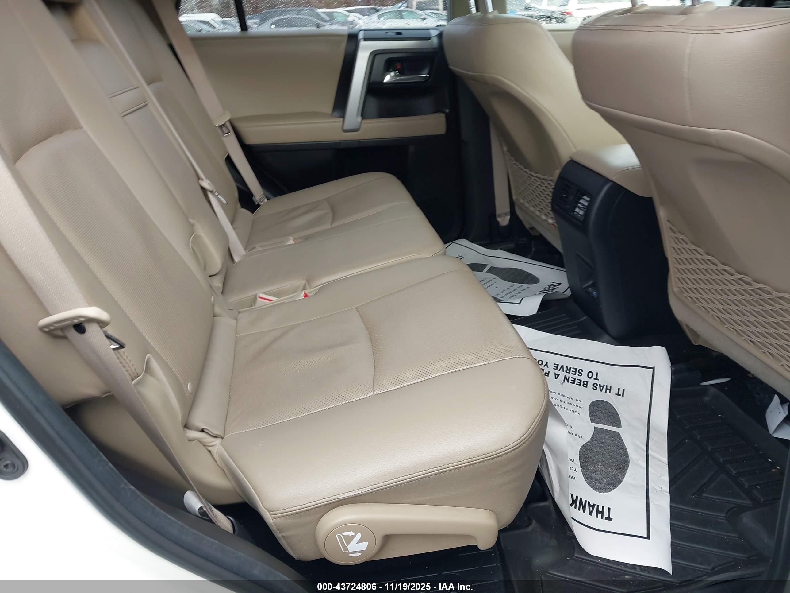 TOYOTA 4RUNNER image 8