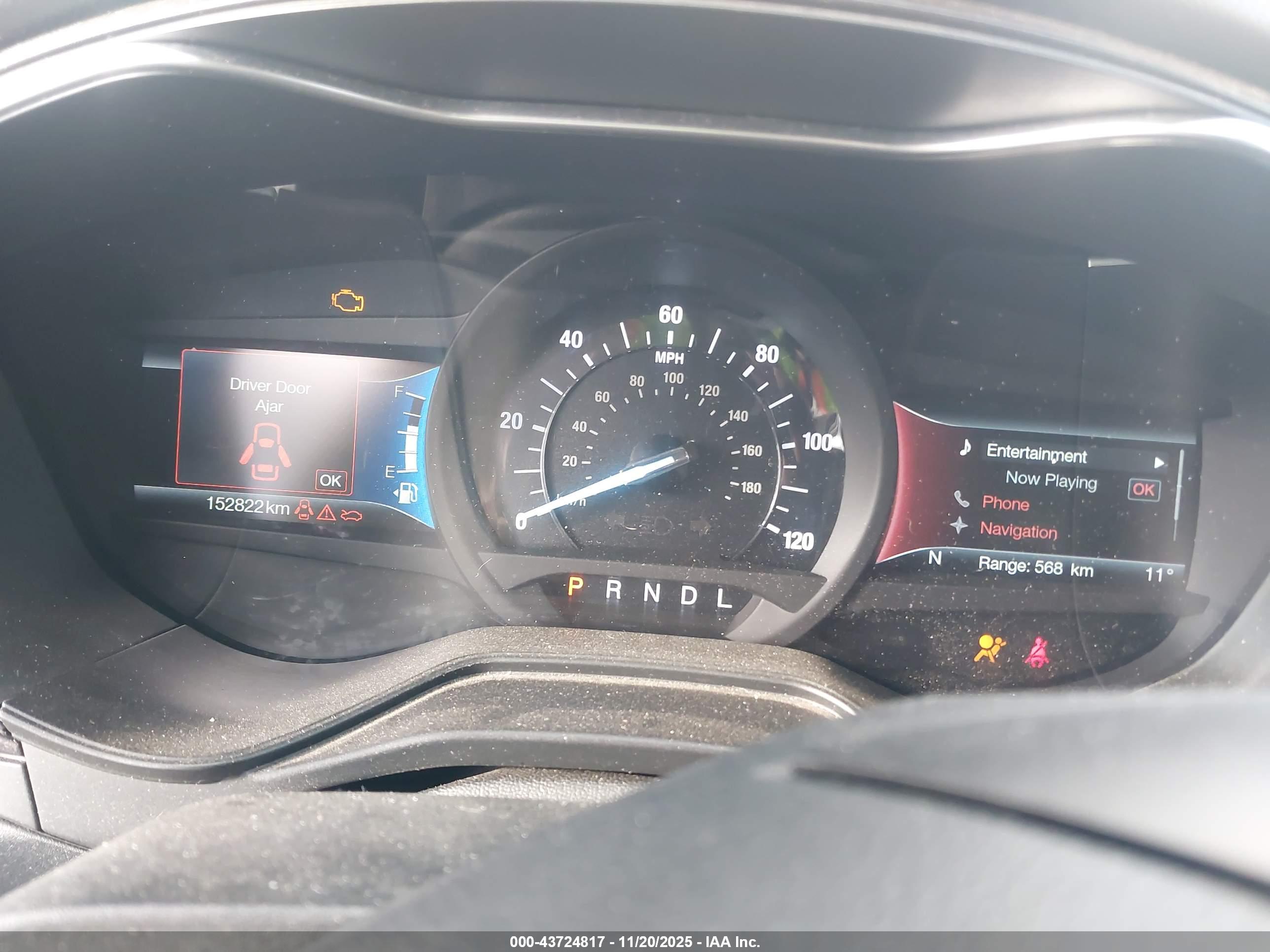 FORD FUSION image 7