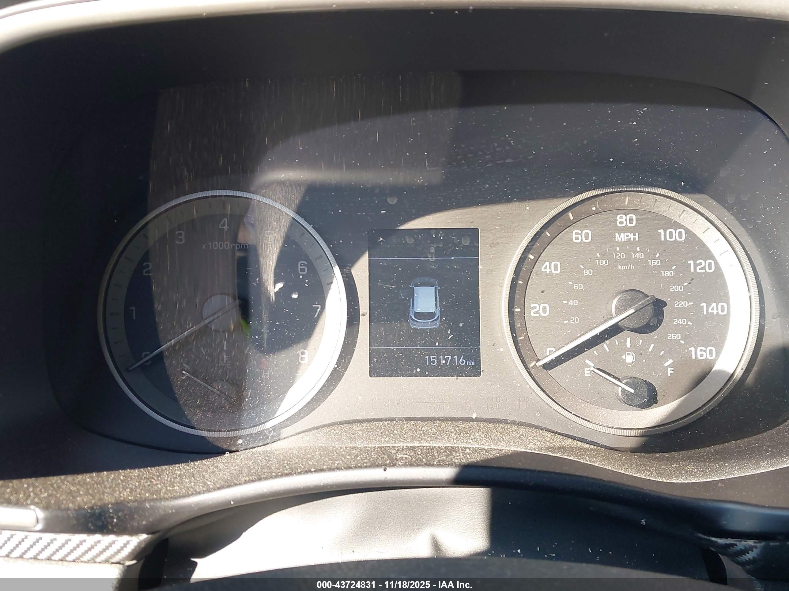 HYUNDAI TUCSON image 7