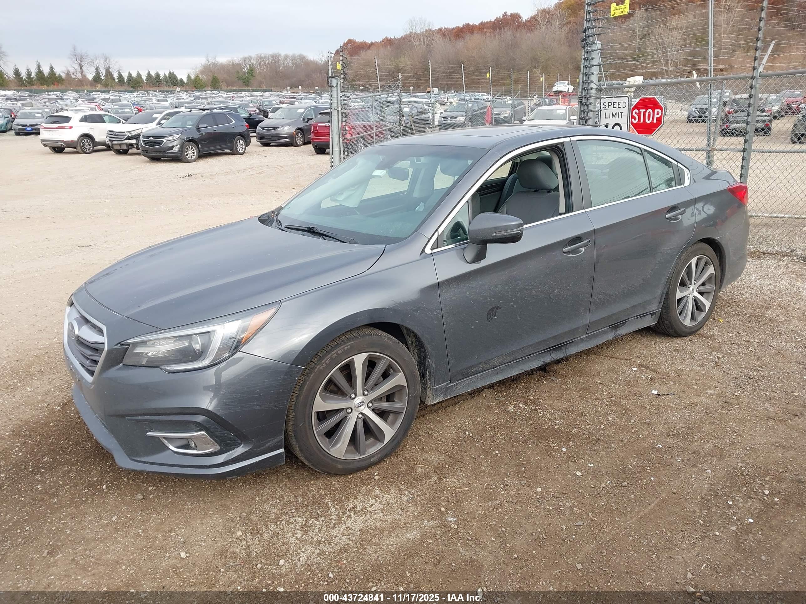 SUBARU LEGACY image 2