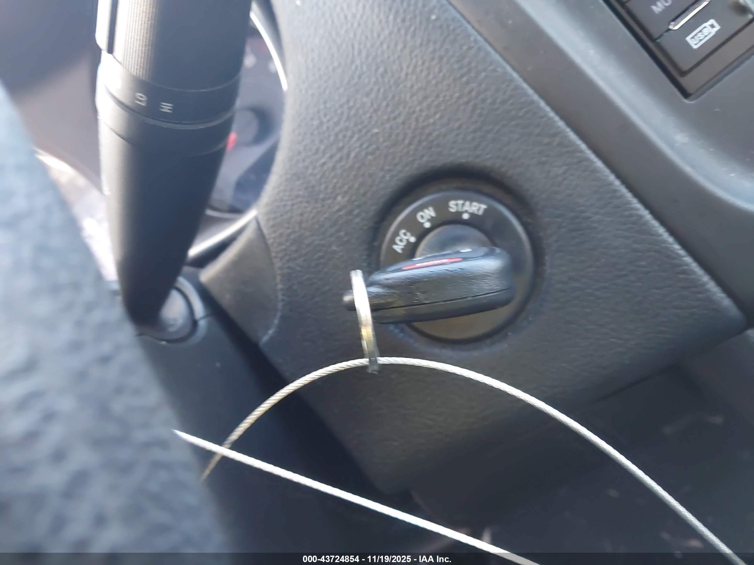 DODGE AVENGER image 11