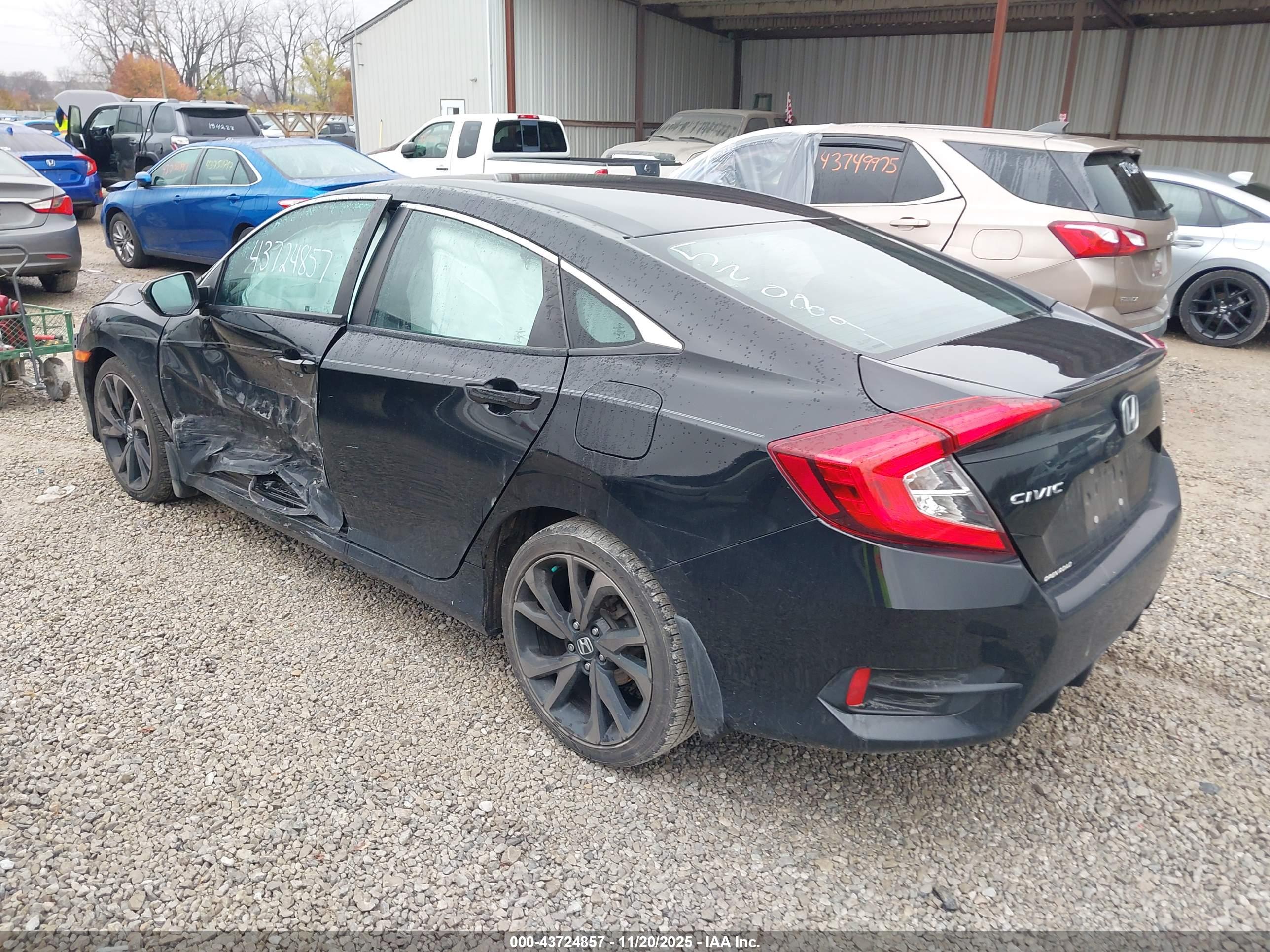 HONDA CIVIC image 3