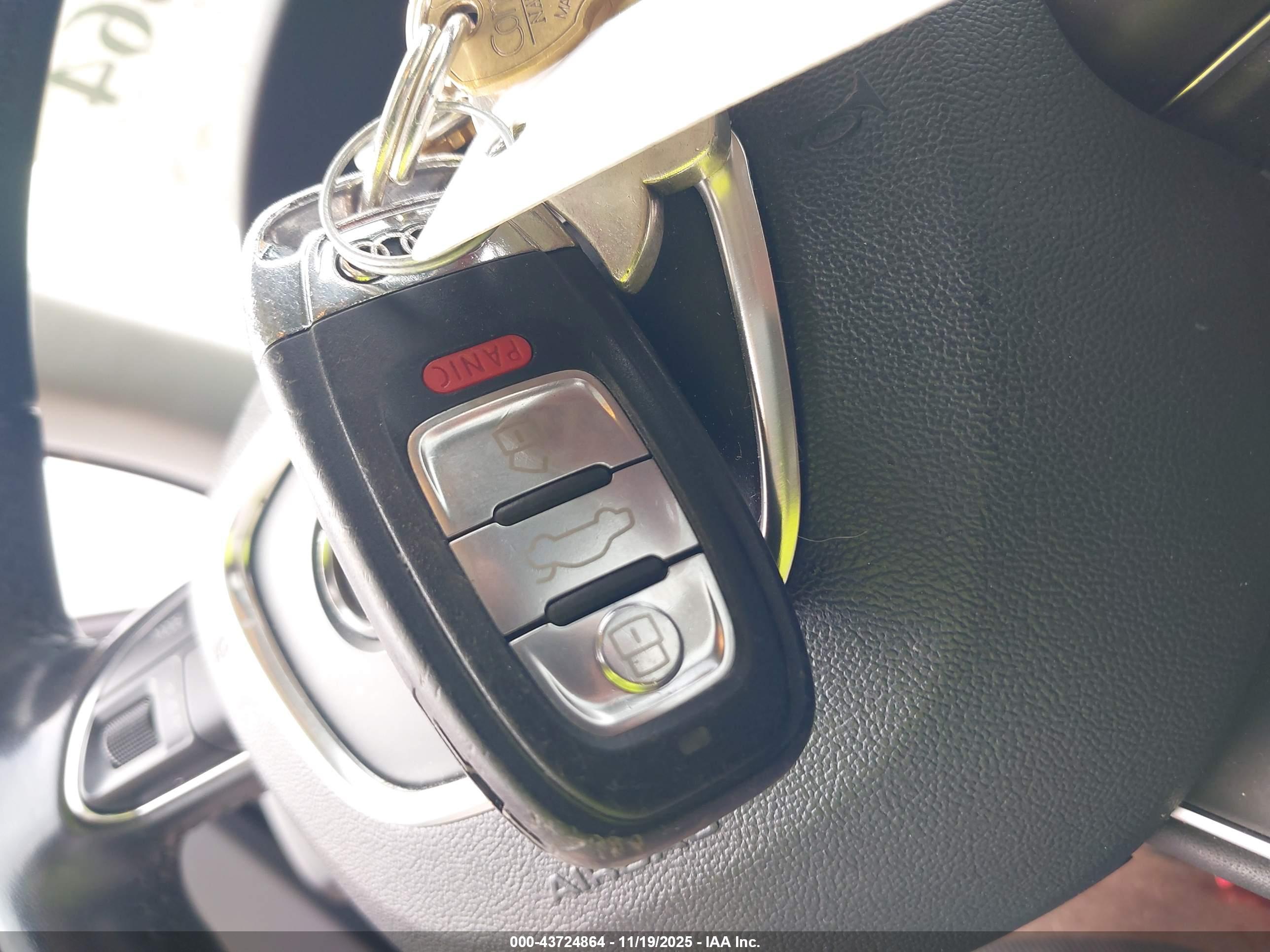 AUDI A4 image 11
