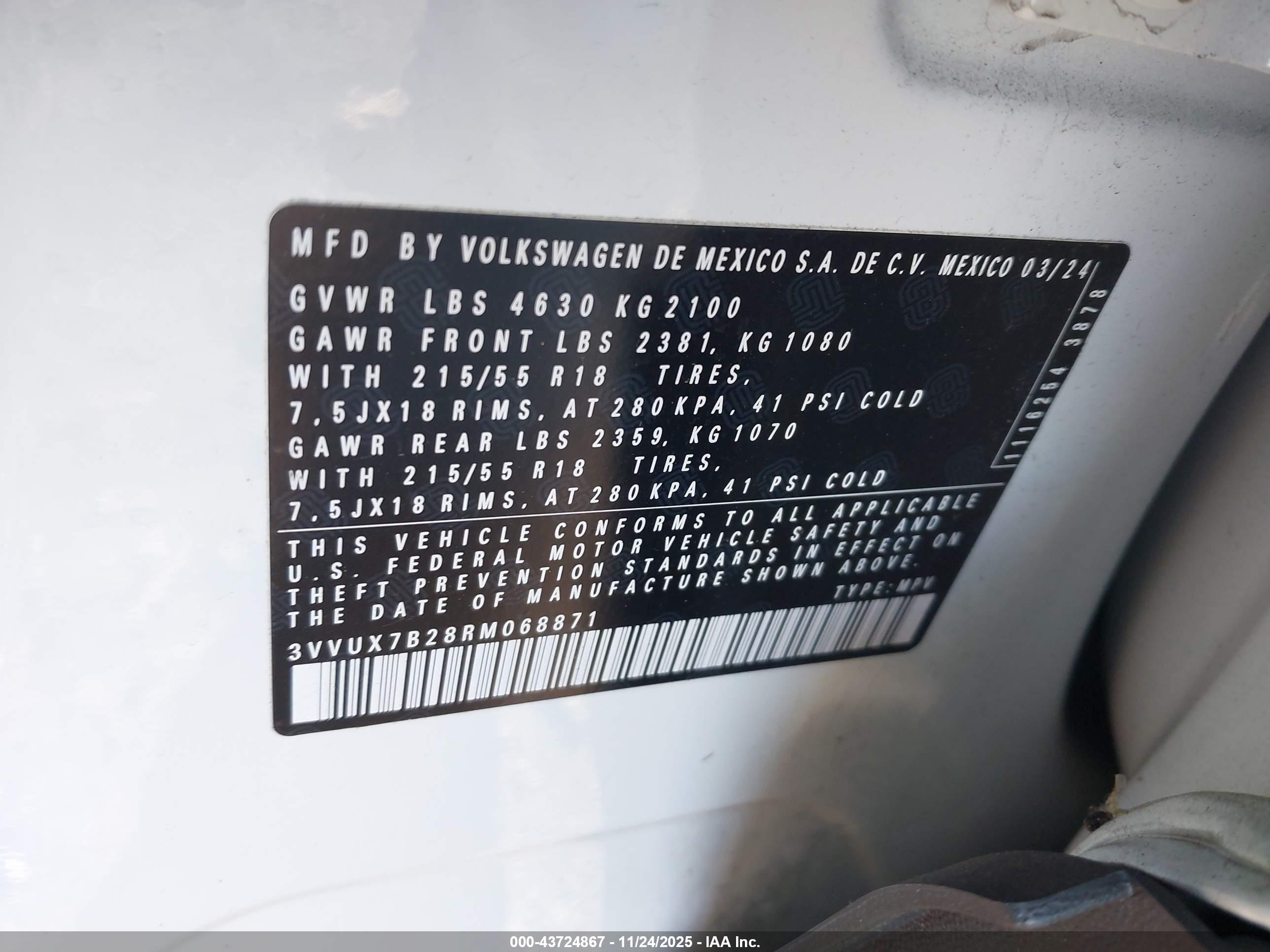 VOLKSWAGEN TAOS image 9