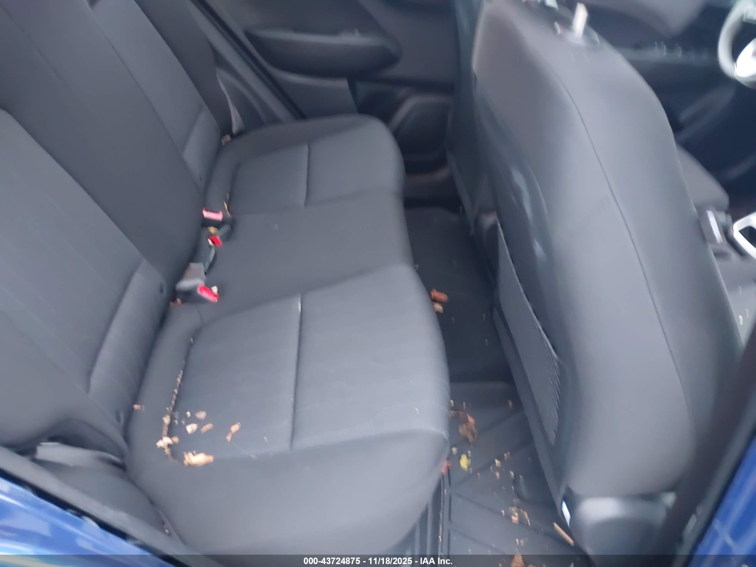 HYUNDAI VENUE image 8