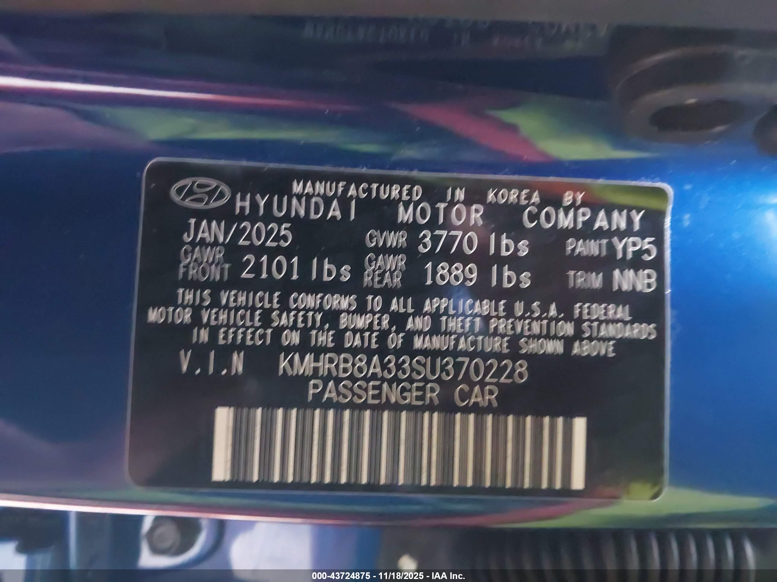 HYUNDAI VENUE image 9