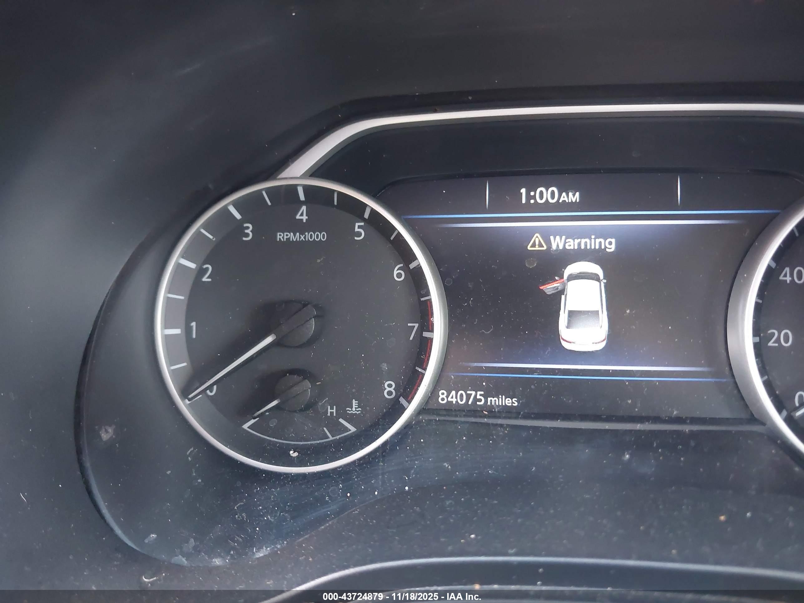 NISSAN MAXIMA image 7