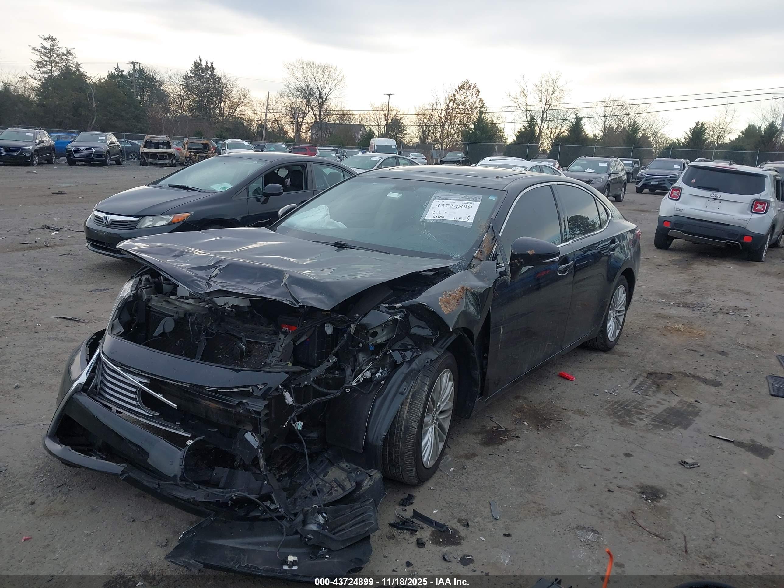 LEXUS ES image 2
