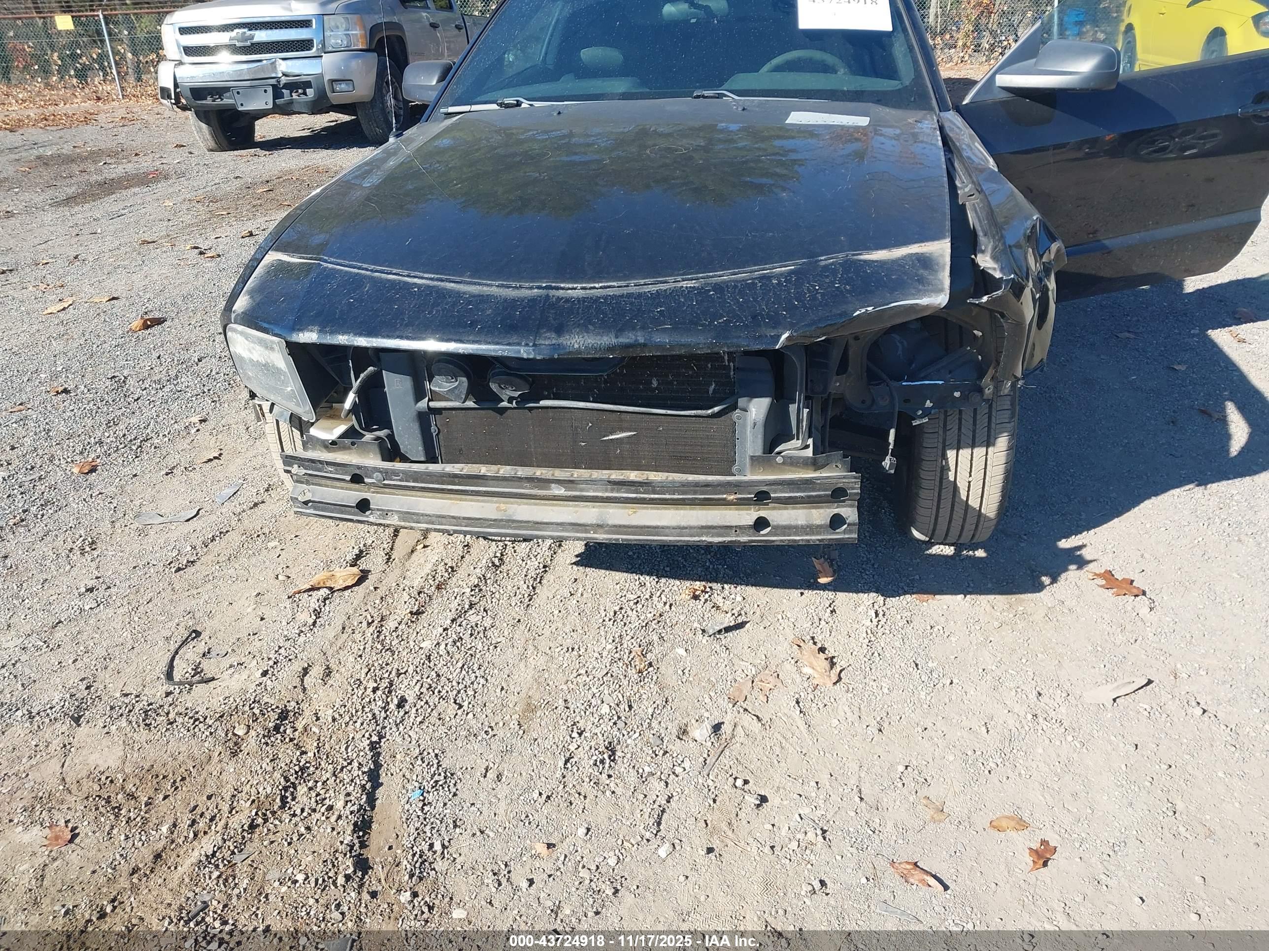 FORD MUSTANG image 6