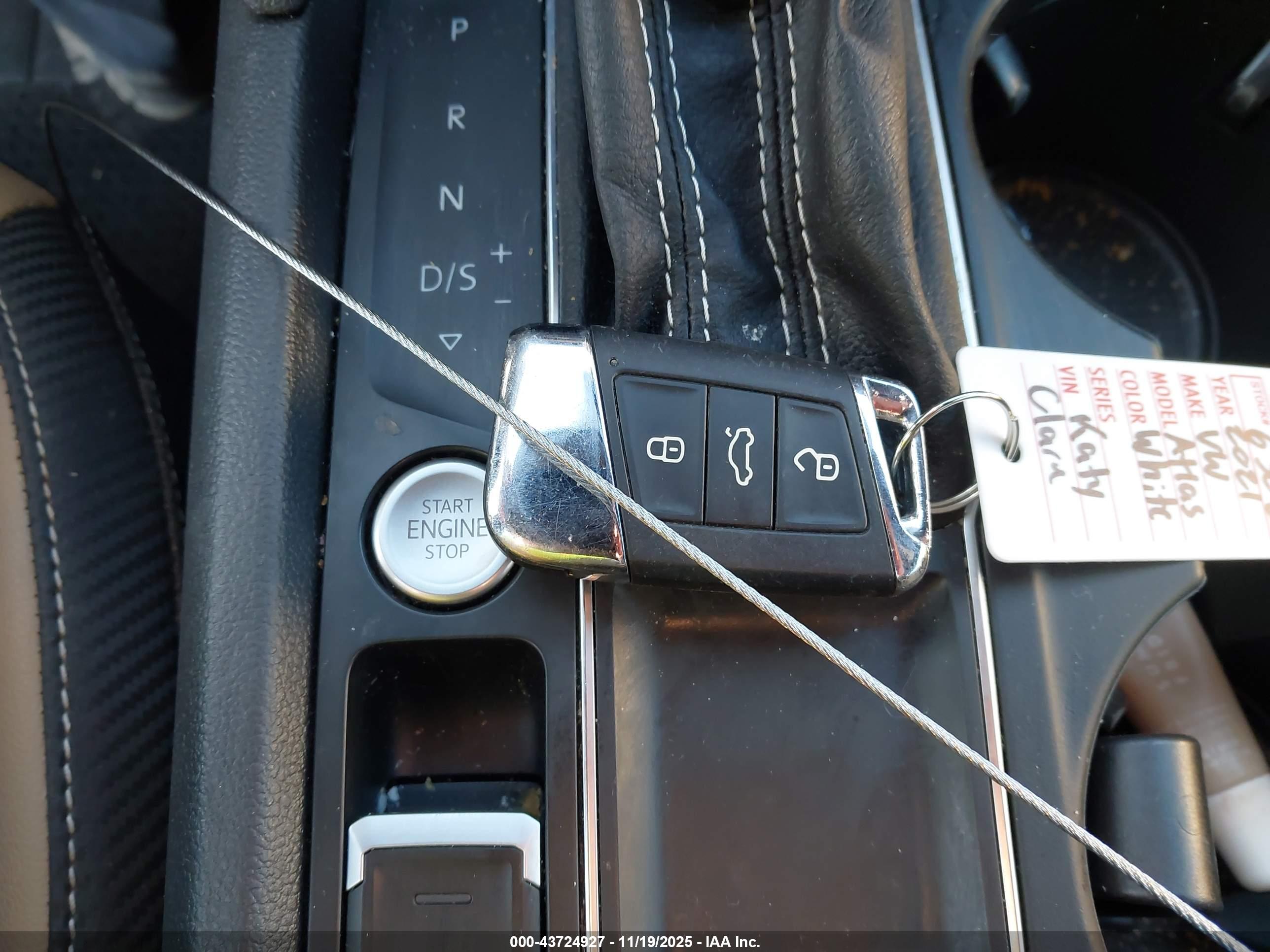 VOLKSWAGEN ATLAS image 11