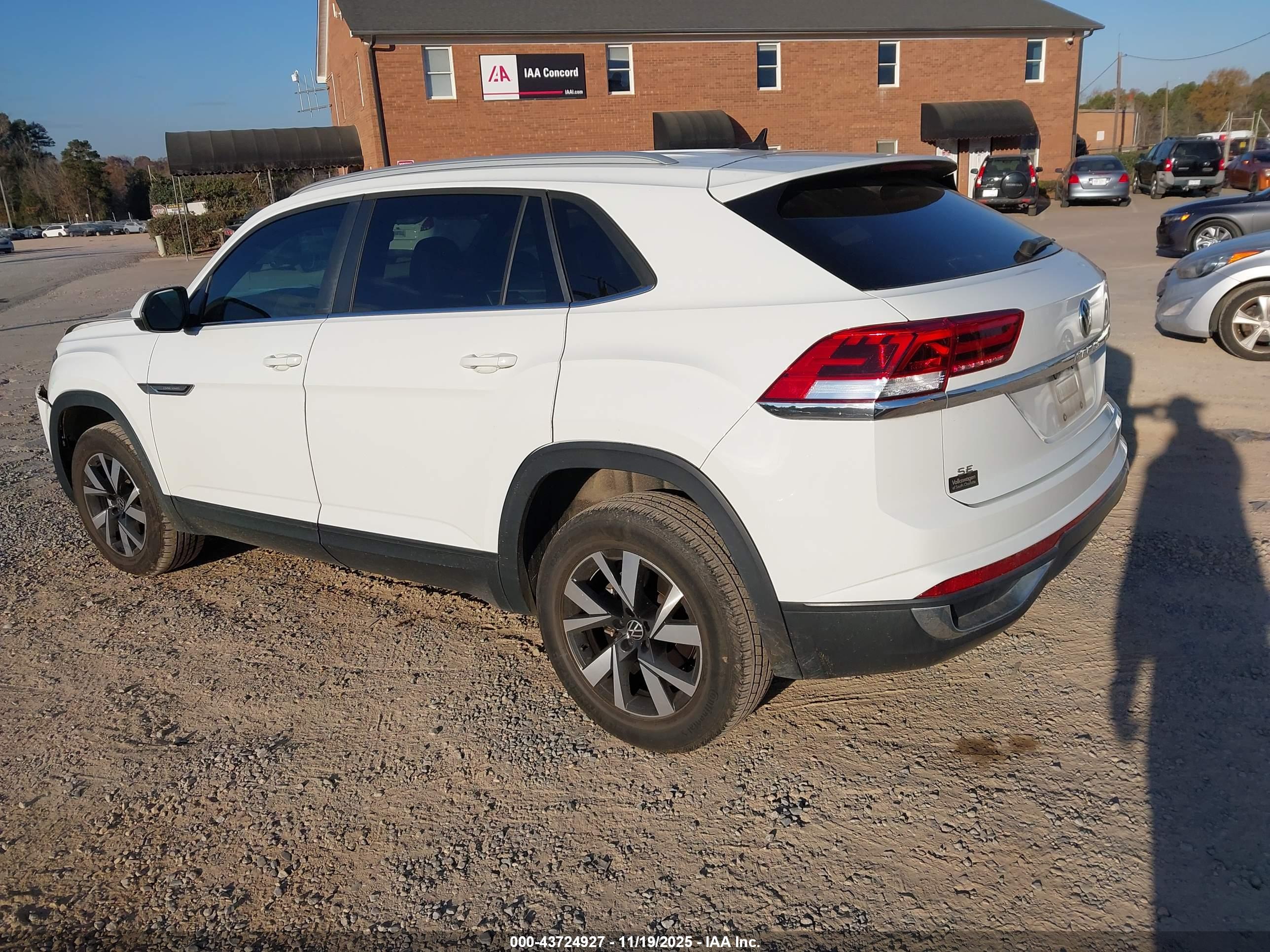 VOLKSWAGEN ATLAS image 3