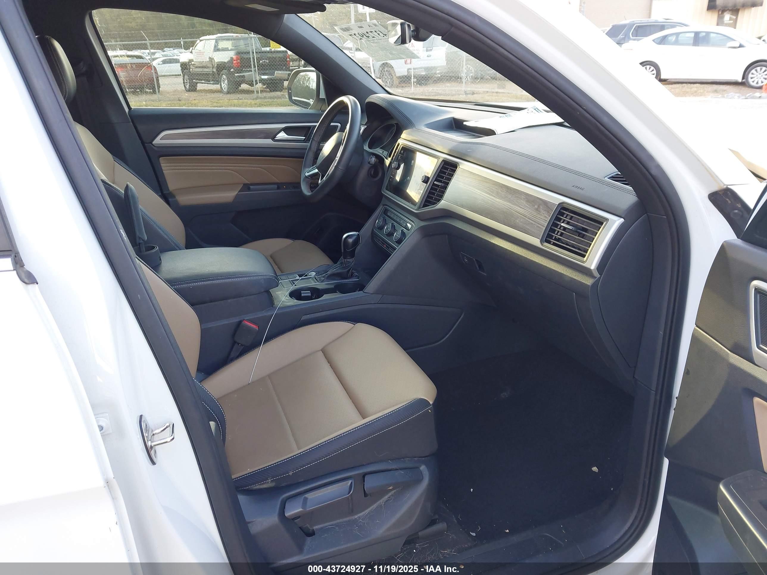VOLKSWAGEN ATLAS image 5