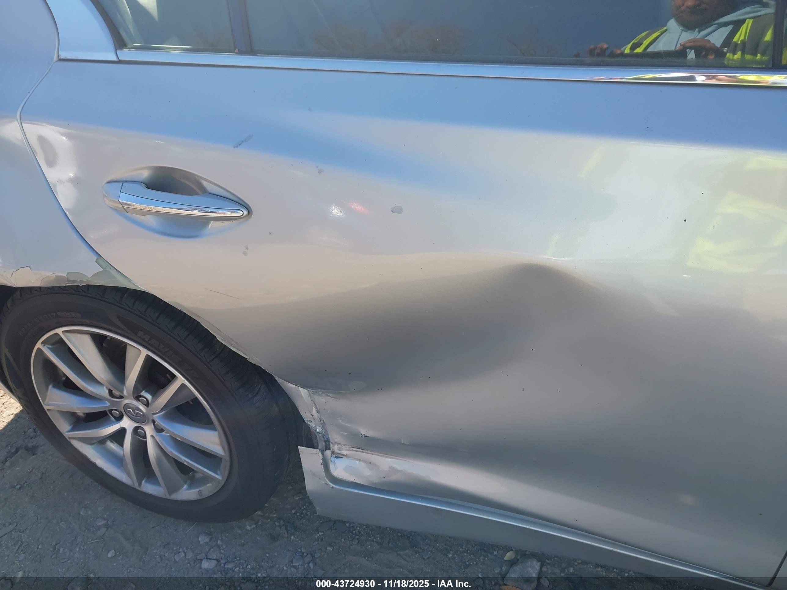 INFINITI Q50 image 6