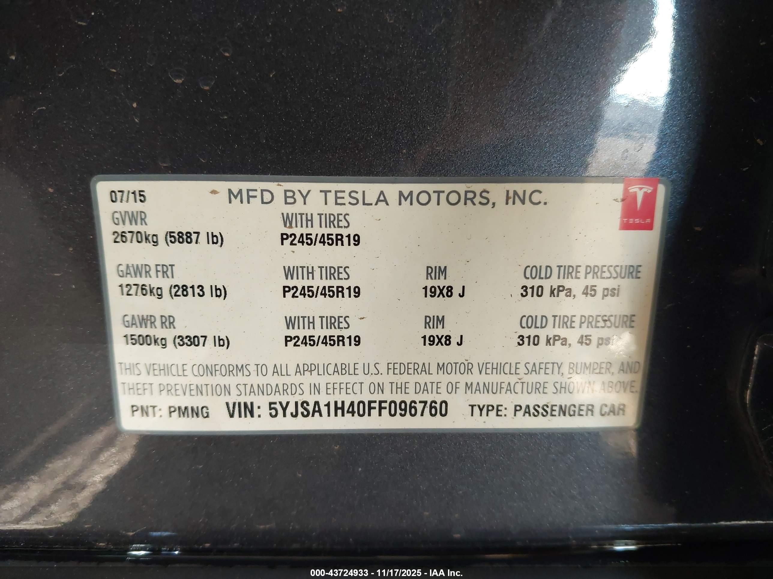TESLA MODEL image 9