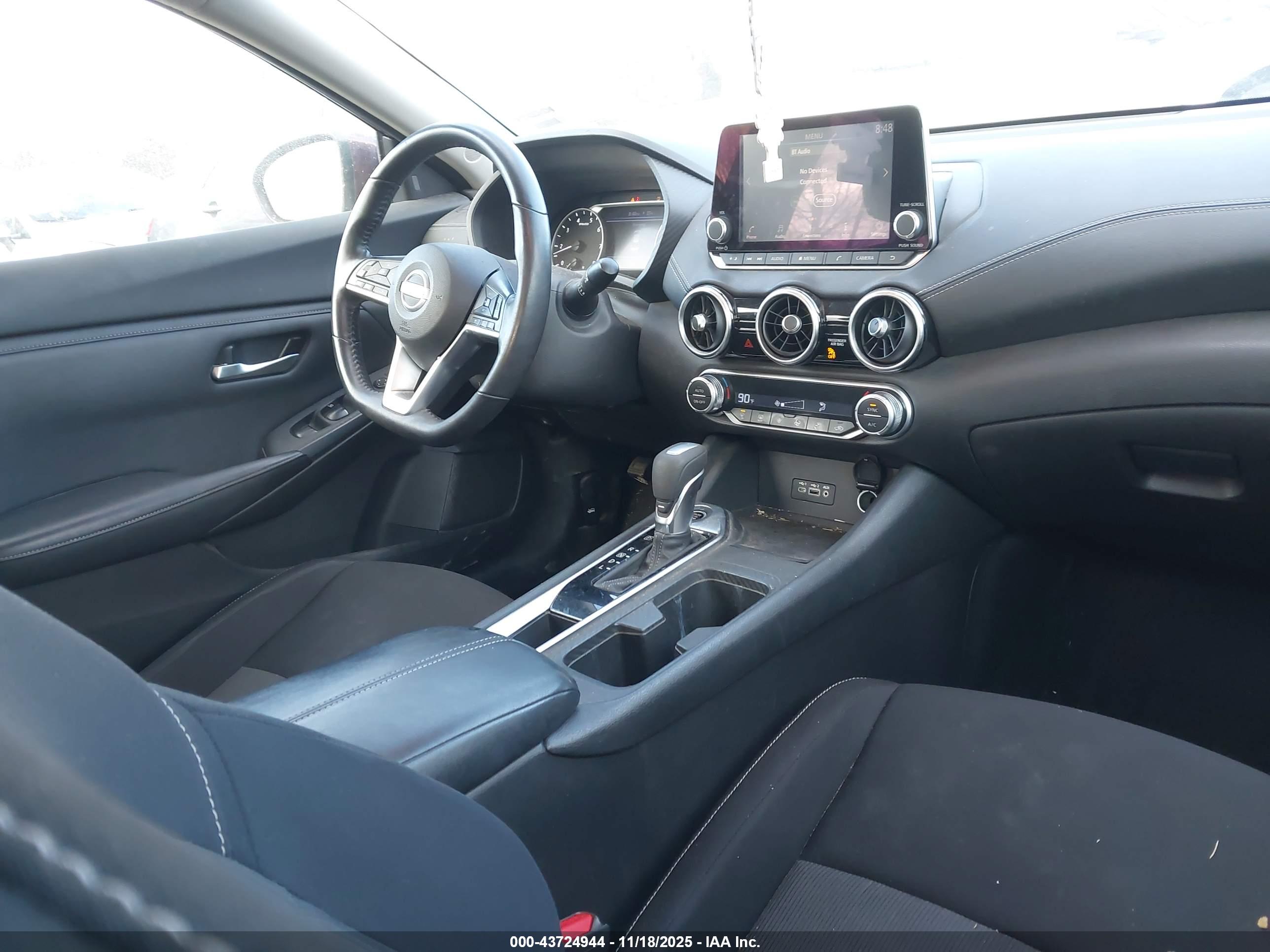 NISSAN SENTRA image 5