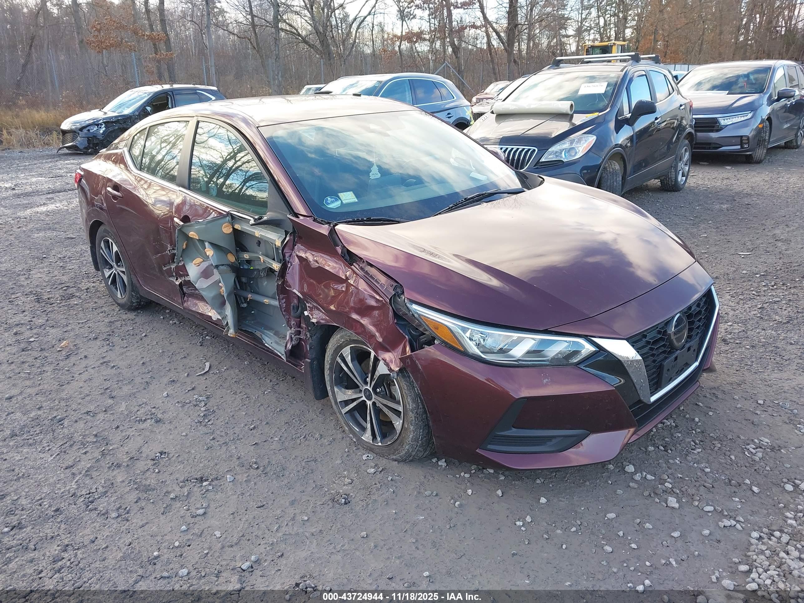 NISSAN SENTRA image 6