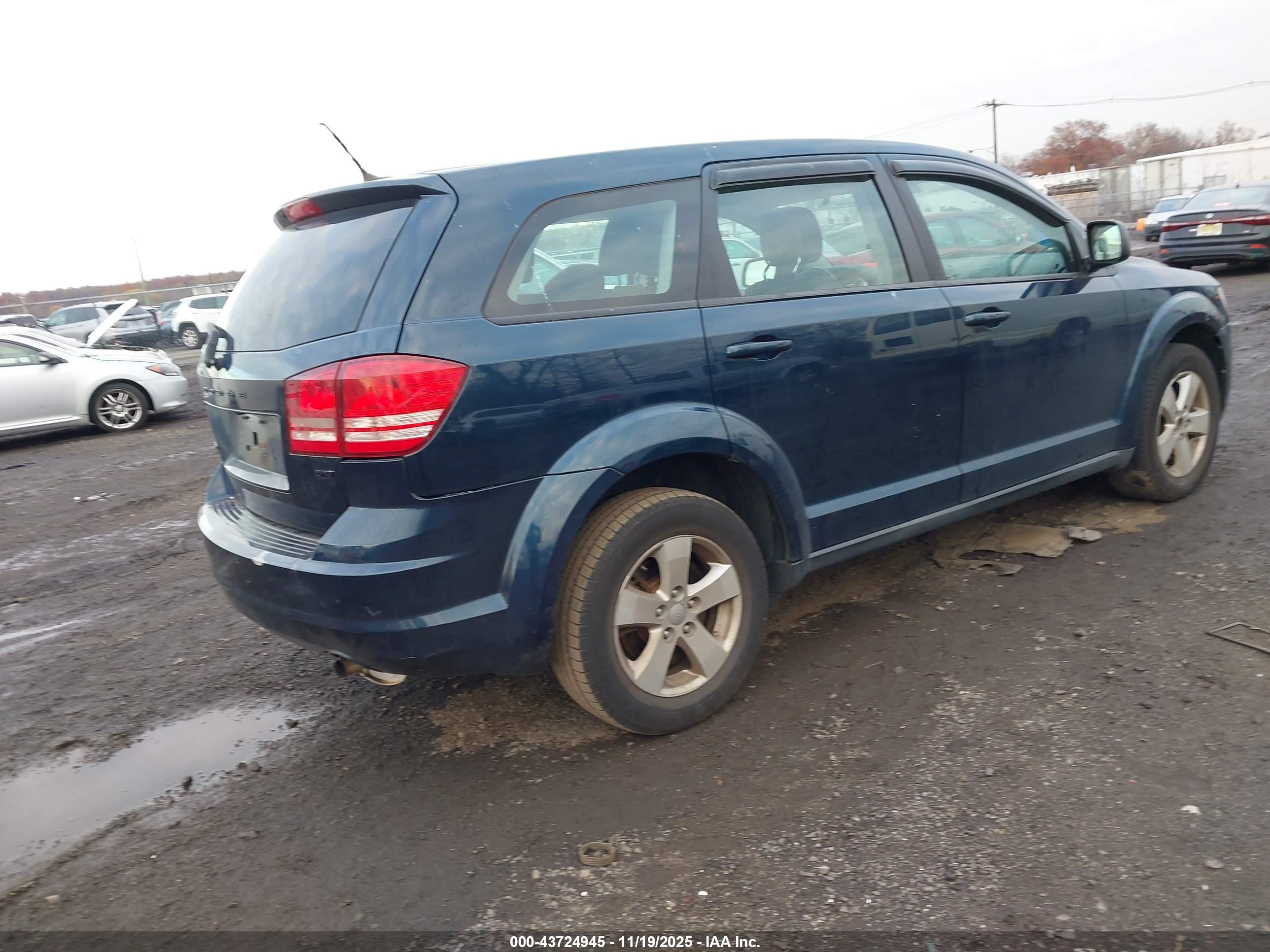 DODGE JOURNEY image 4