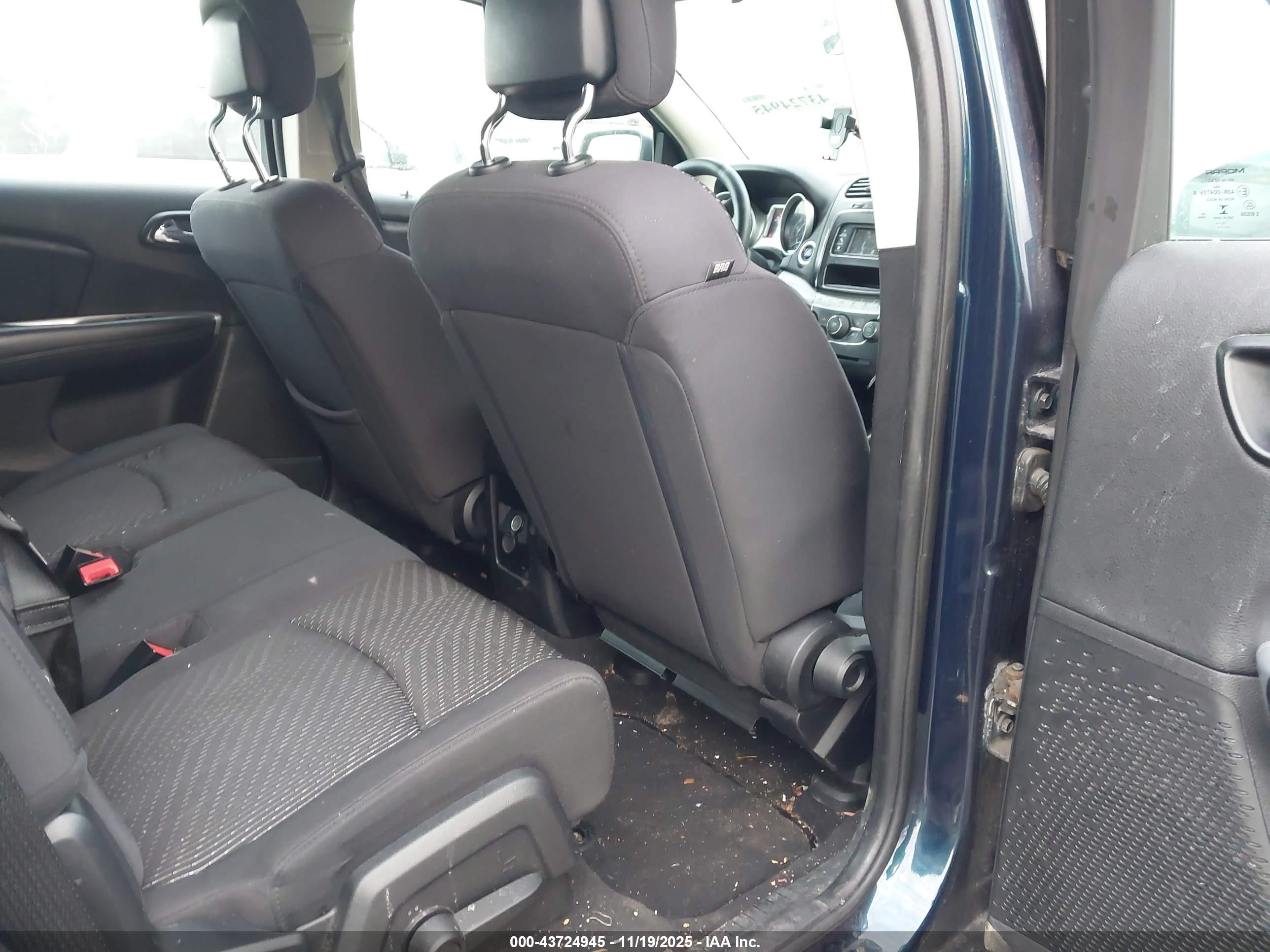 DODGE JOURNEY image 8
