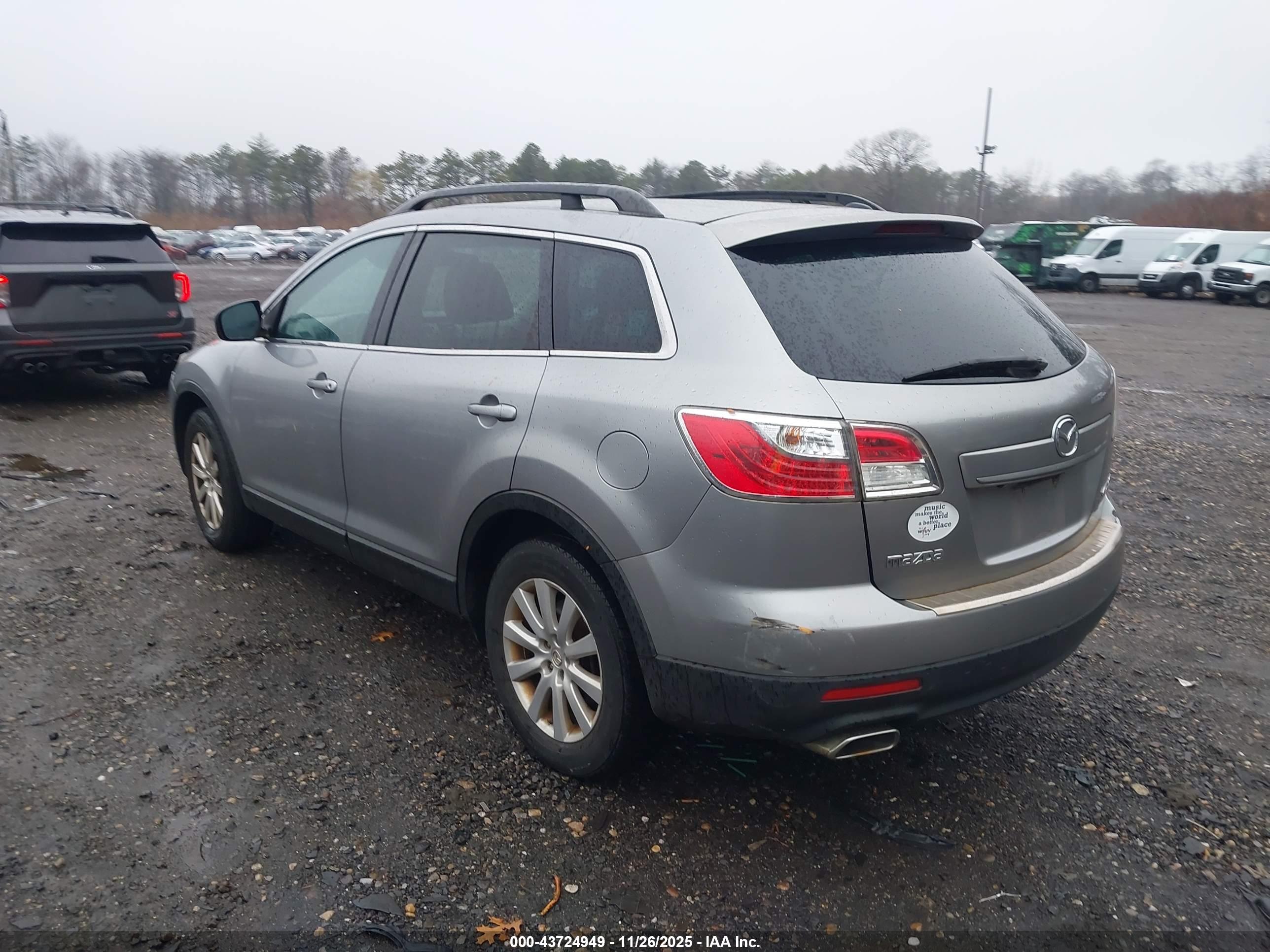 MAZDA CX-9 image 3