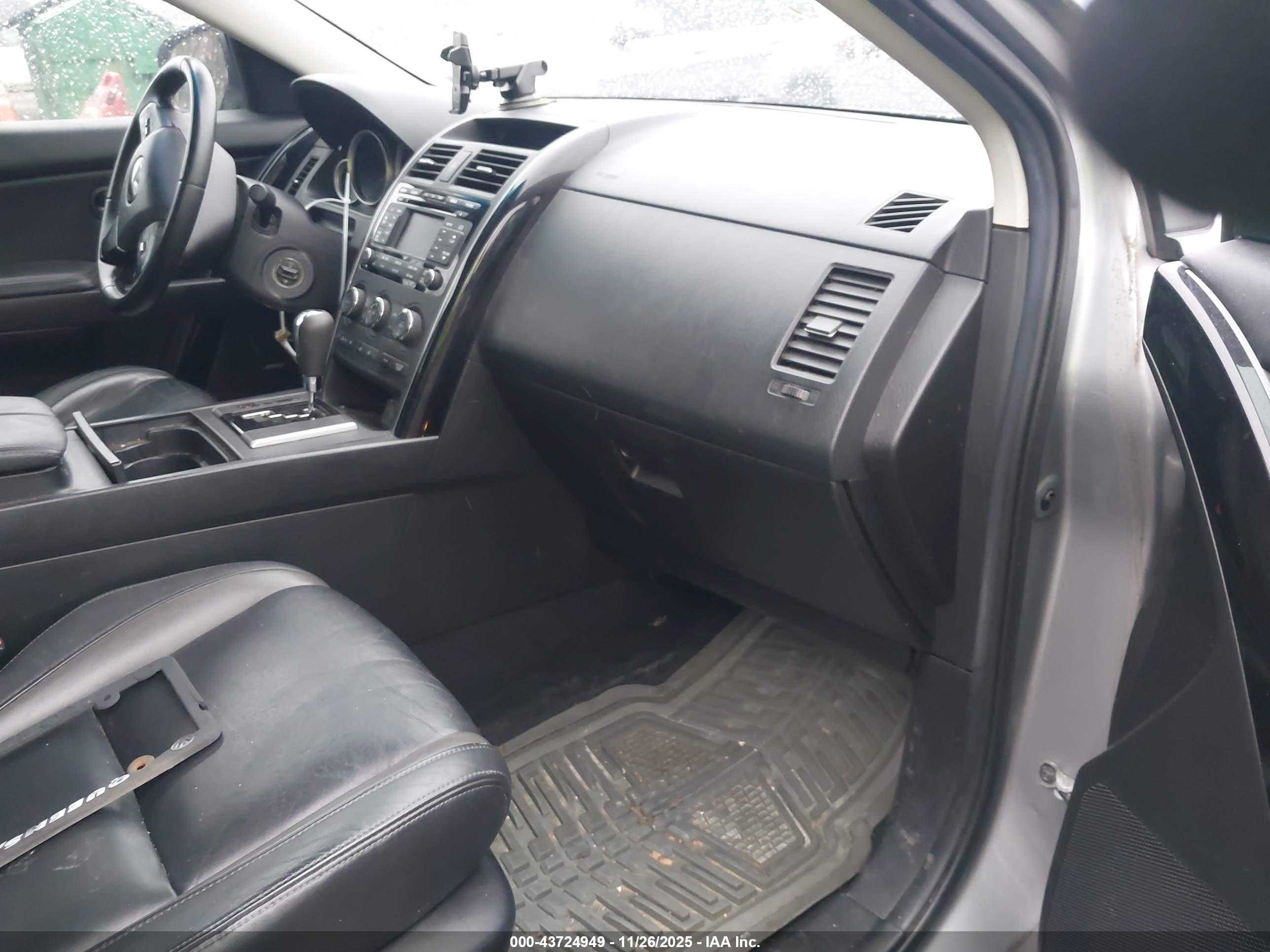 MAZDA CX-9 image 5