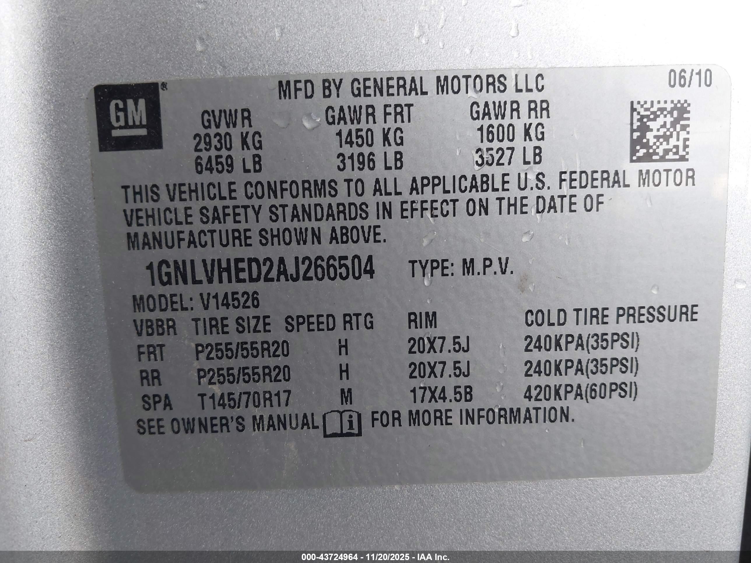 CHEVROLET TRAVERSE image 9