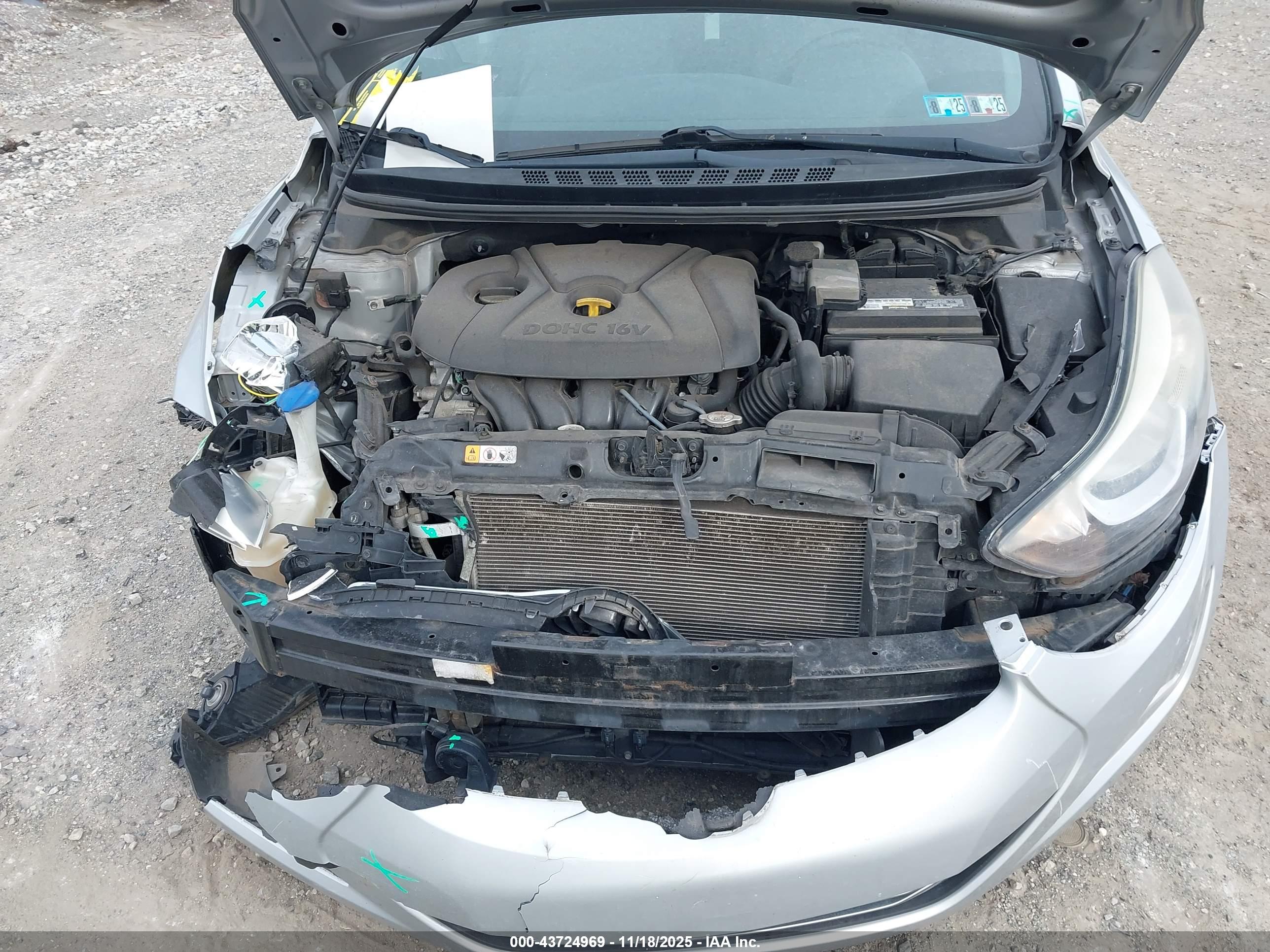 HYUNDAI ELANTRA image 10