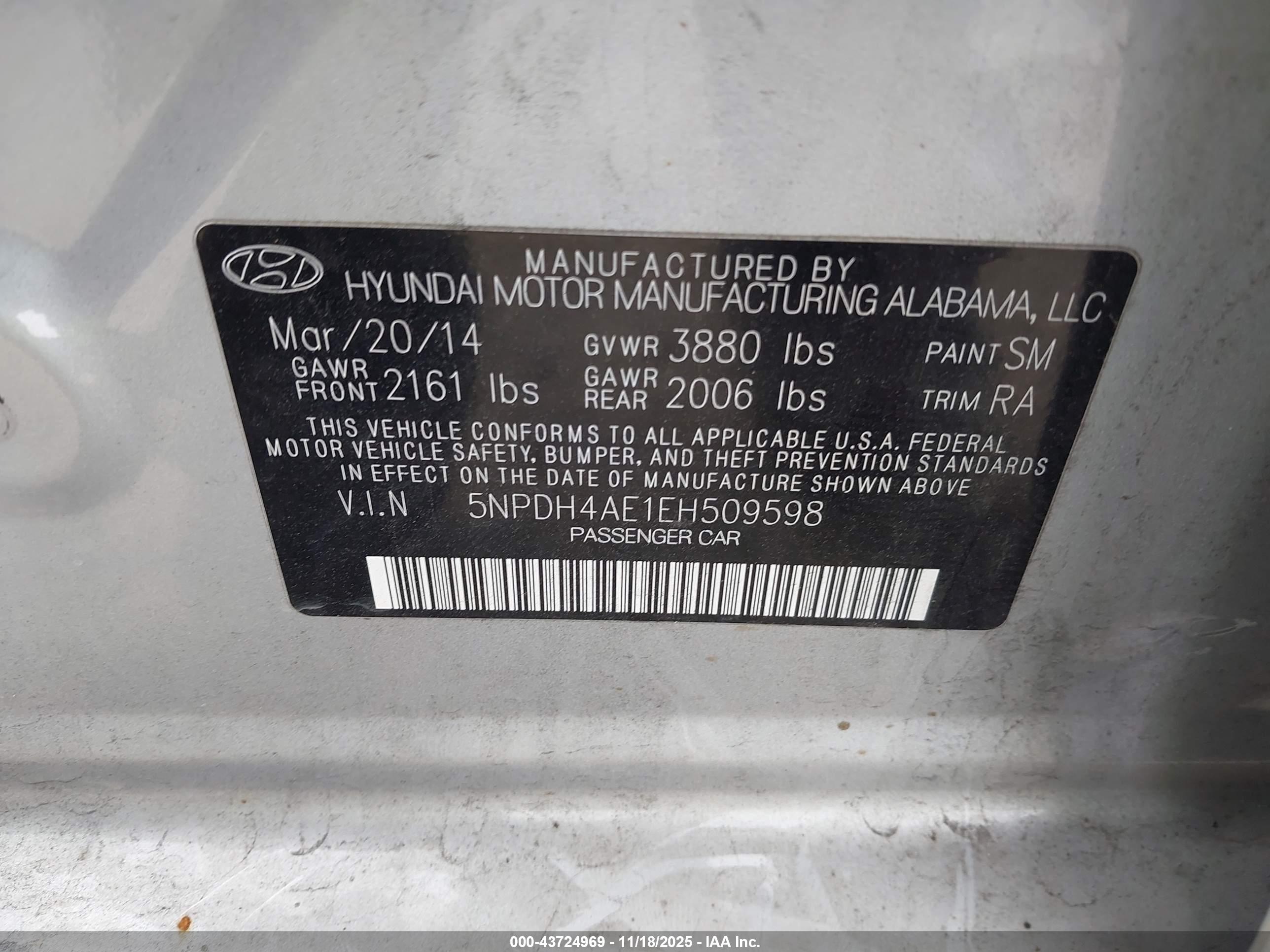 HYUNDAI ELANTRA image 9
