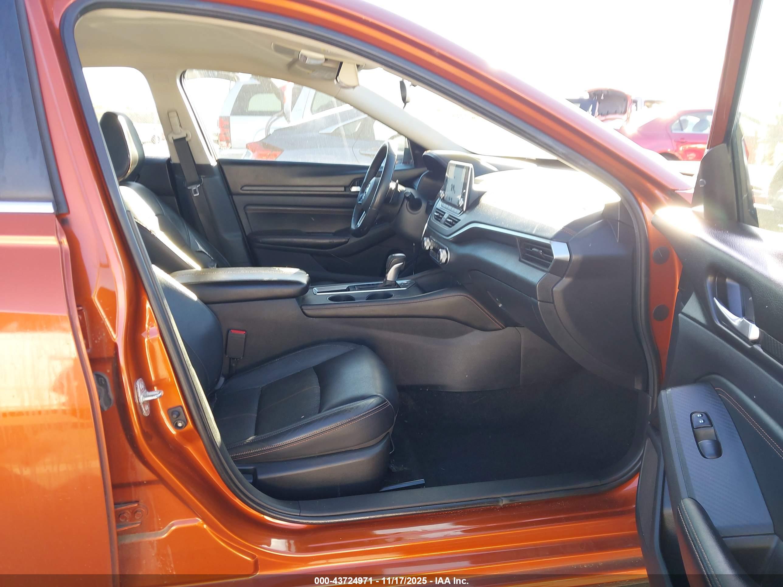NISSAN ALTIMA image 5
