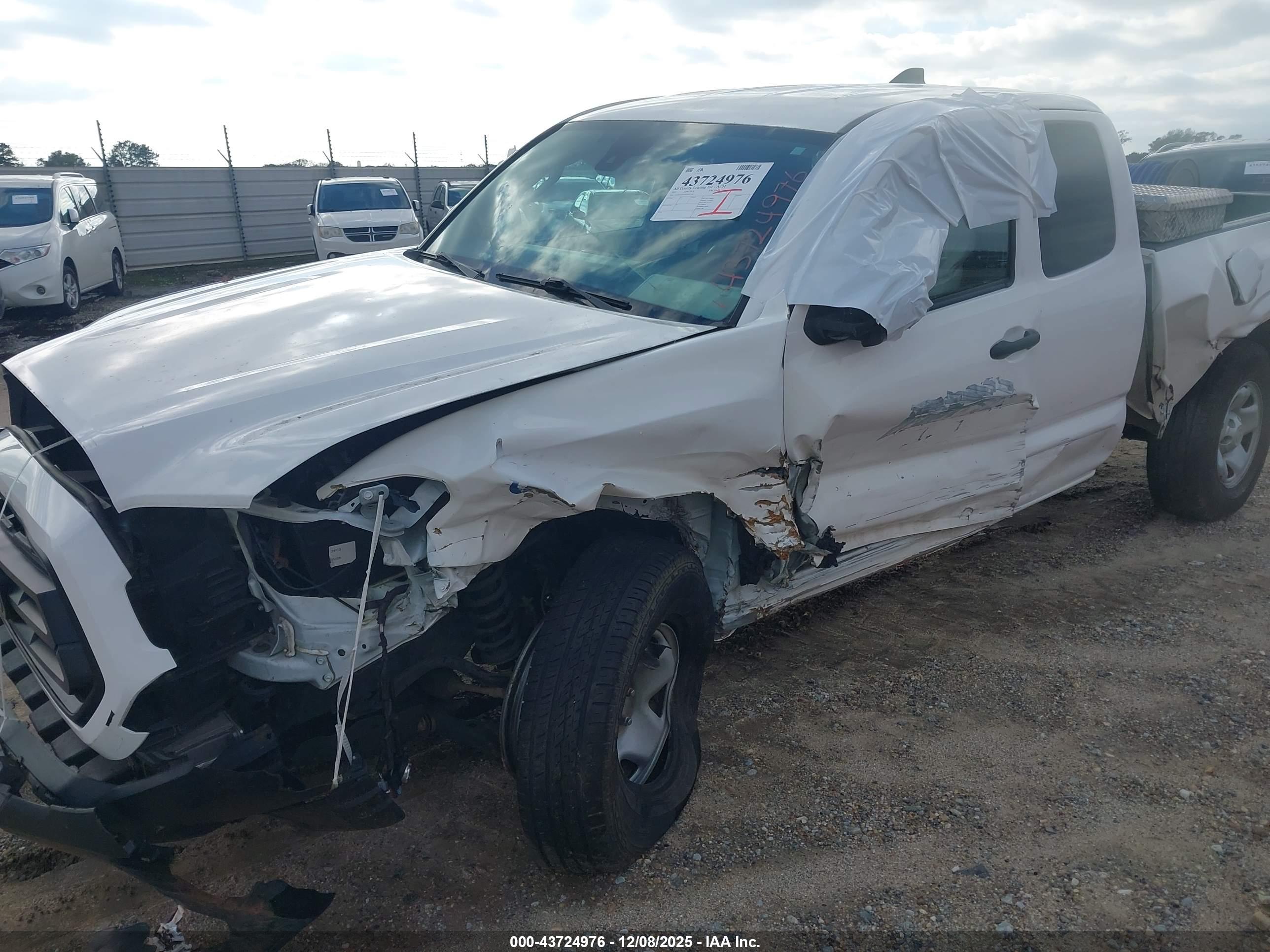 TOYOTA TACOMA image 6