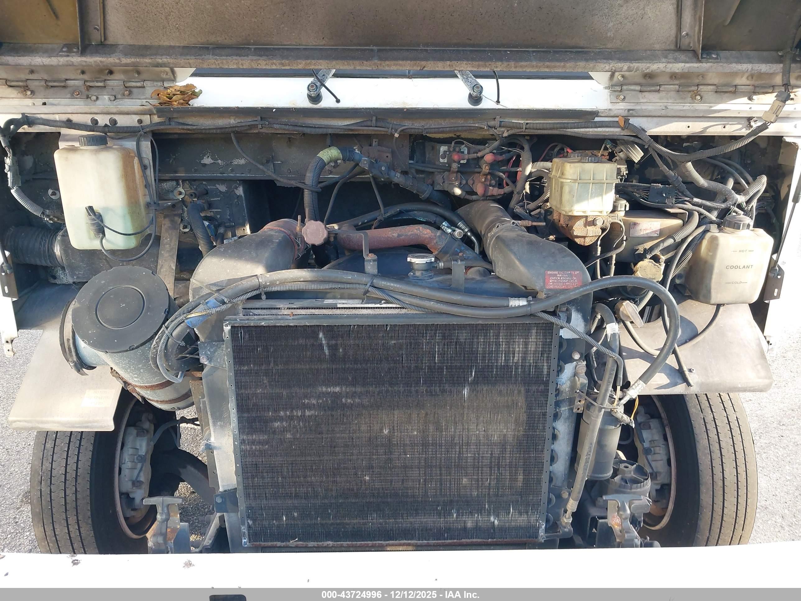 FREIGHTLINER CHASSIS image 10