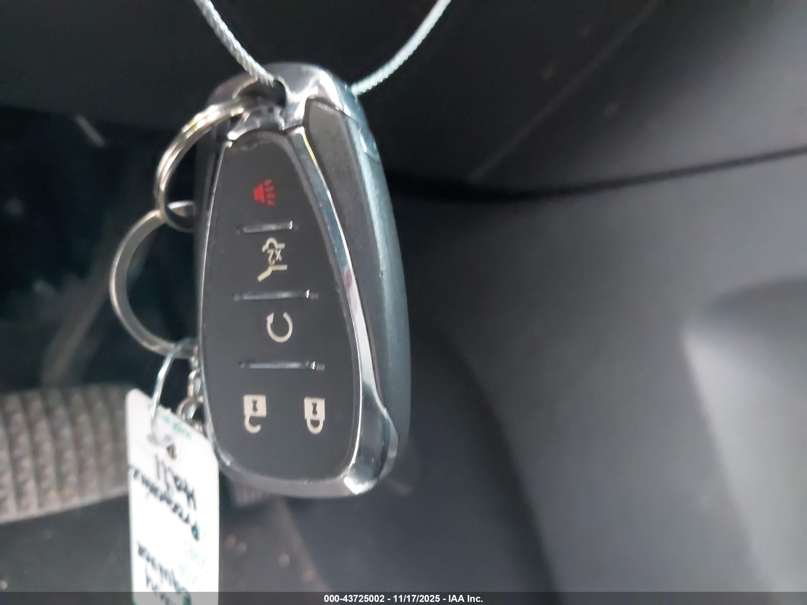CHEVROLET EQUINOX image 11