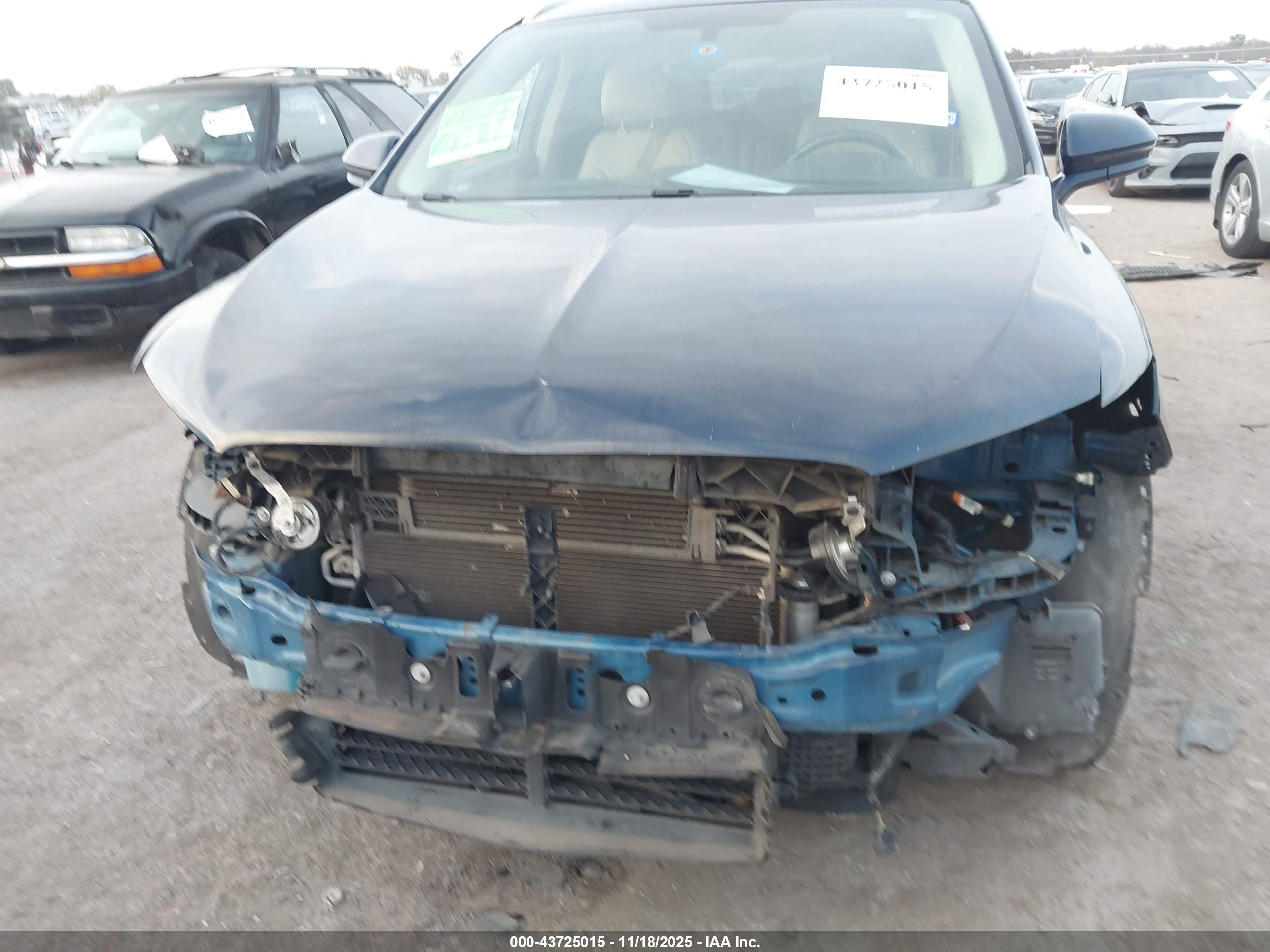 LINCOLN MKC image 6