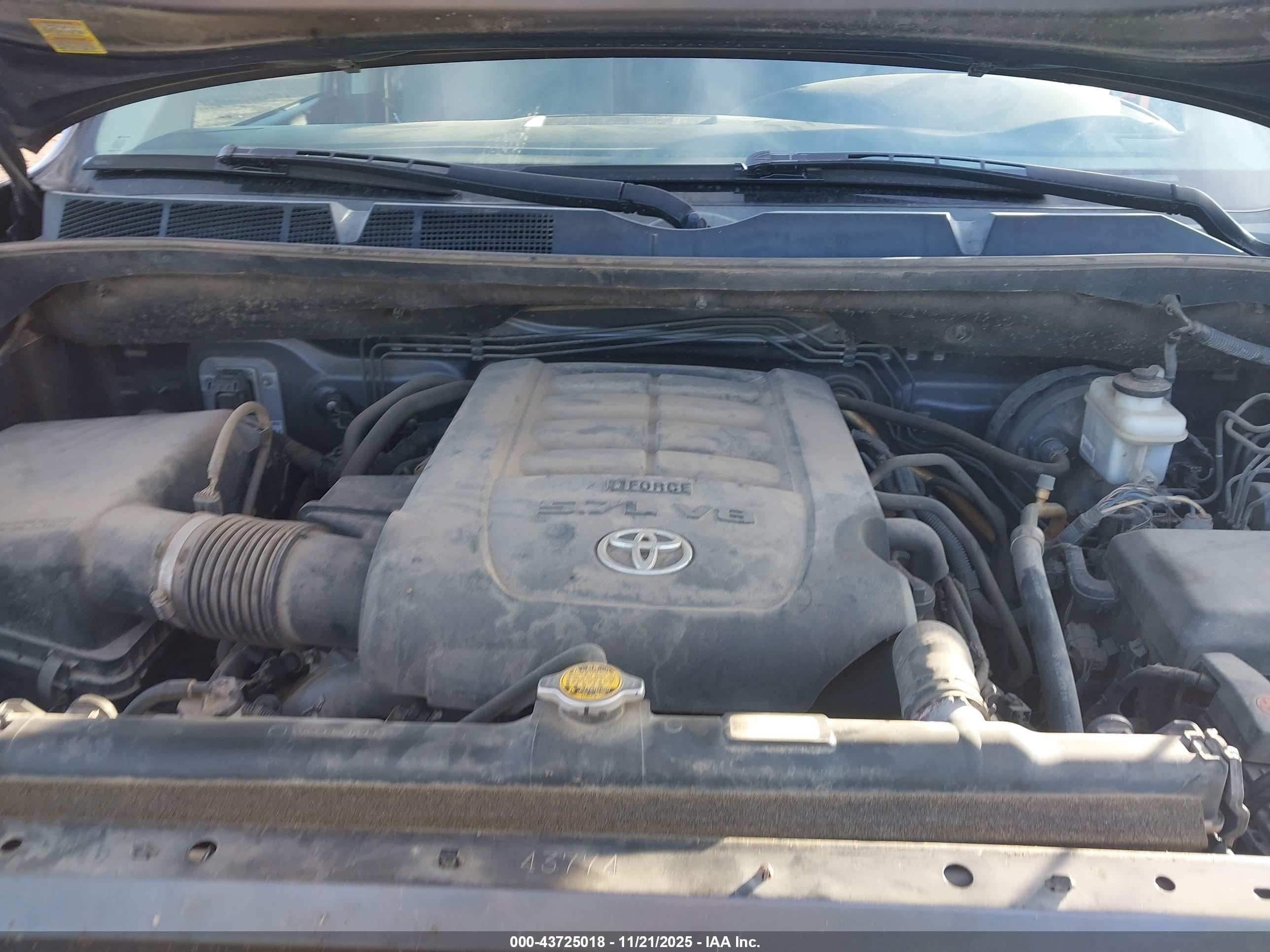 TOYOTA TUNDRA image 10