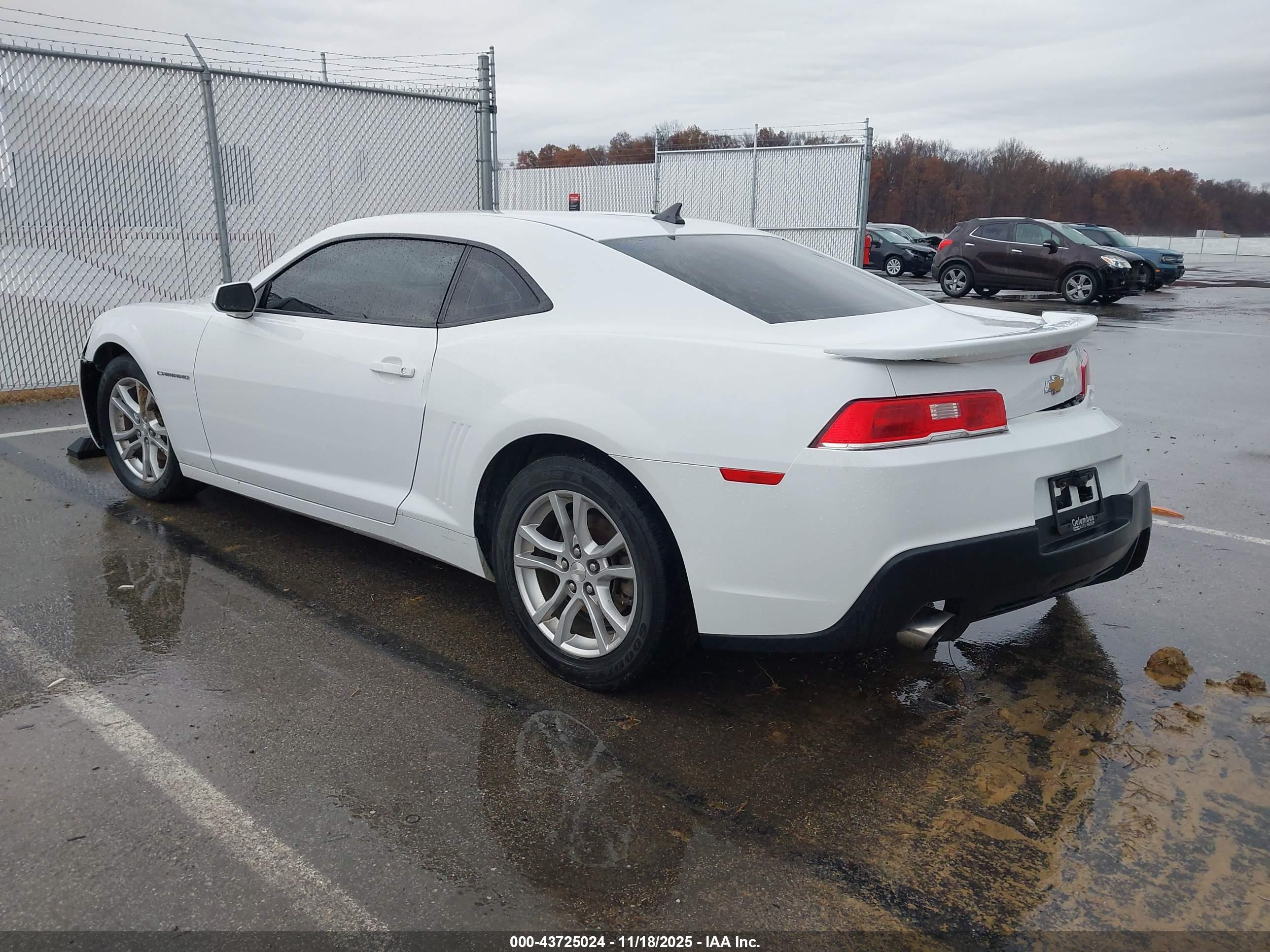 CHEVROLET CAMARO image 3