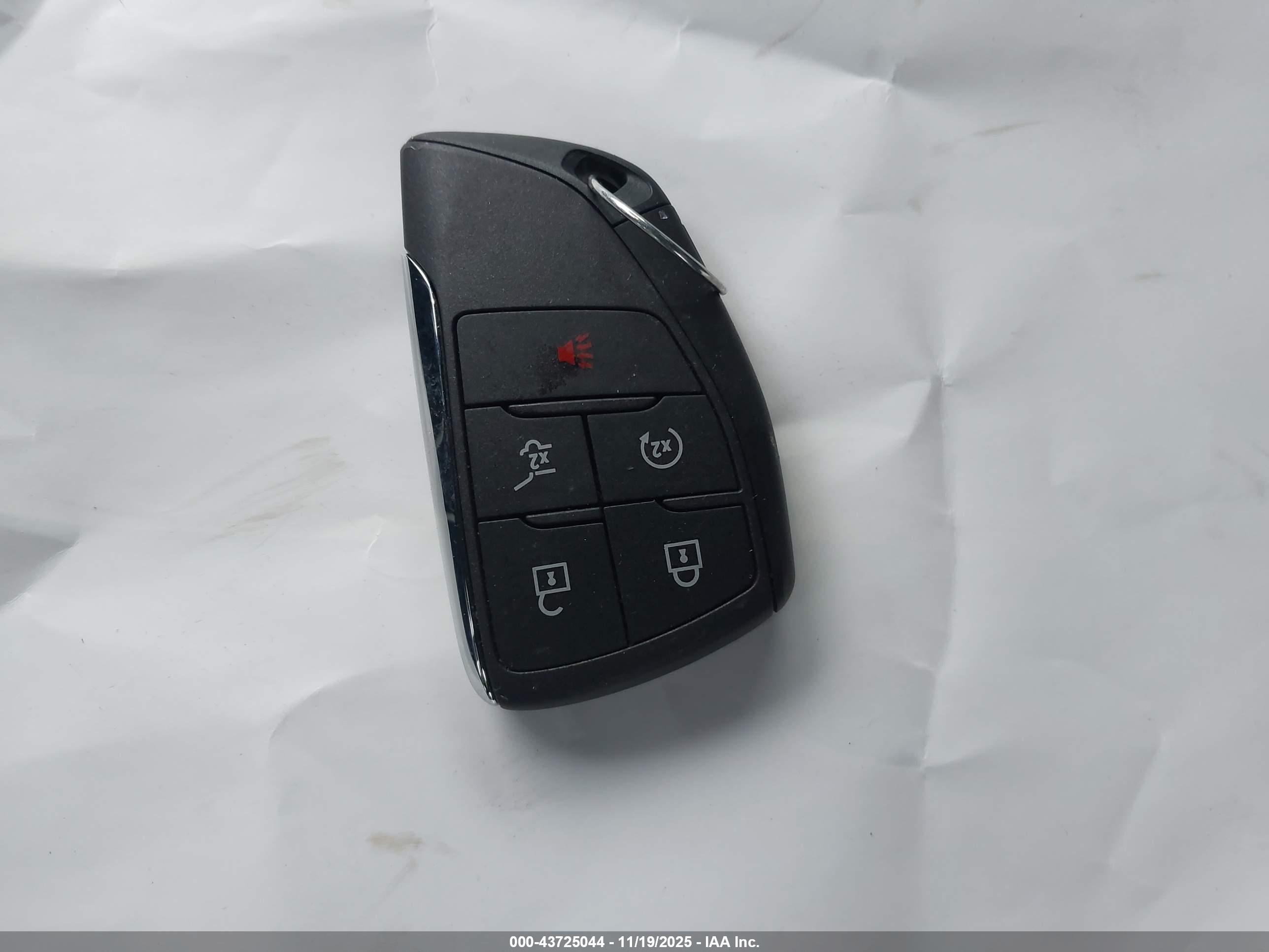 CHEVROLET TRAVERSE image 11