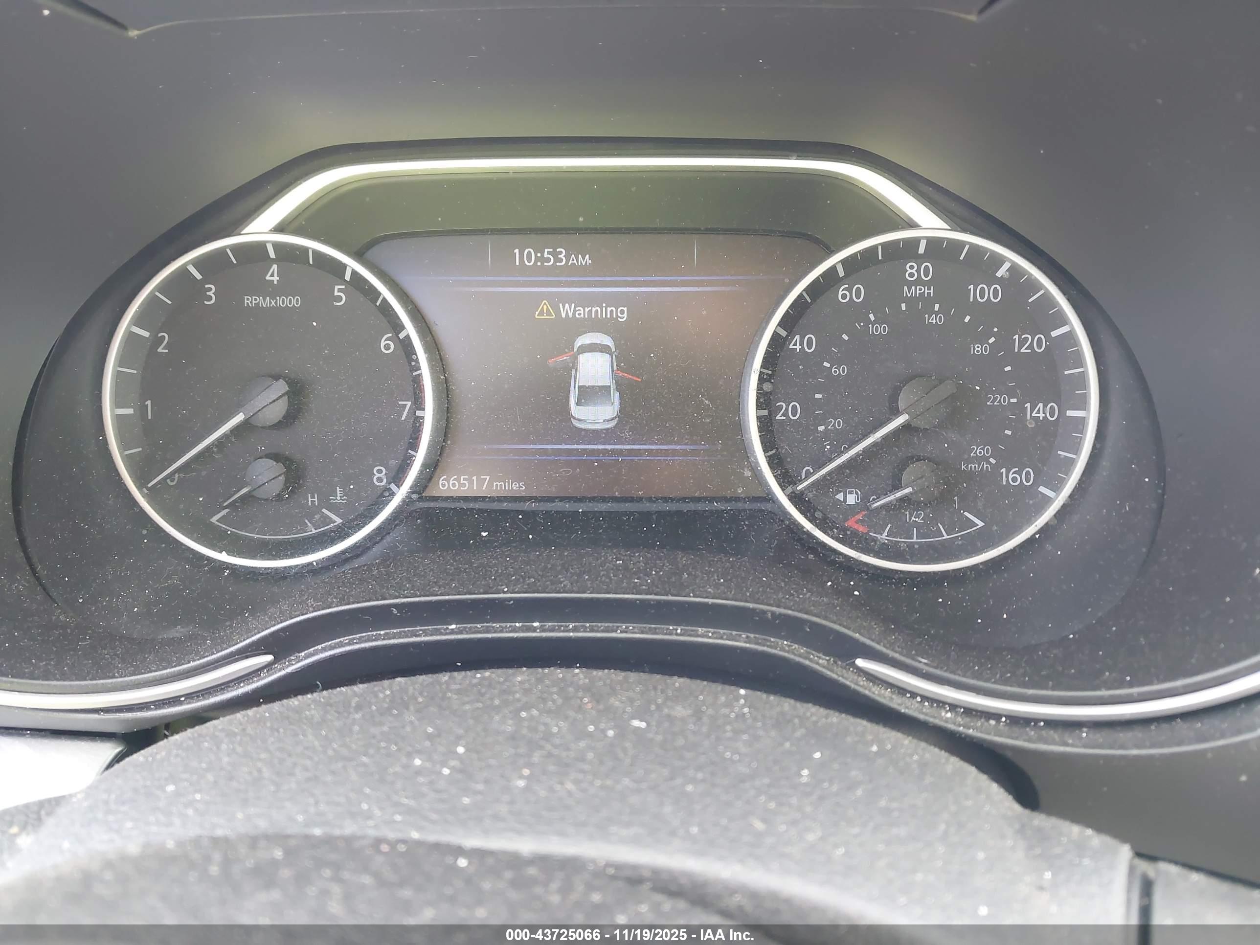 NISSAN MAXIMA image 7