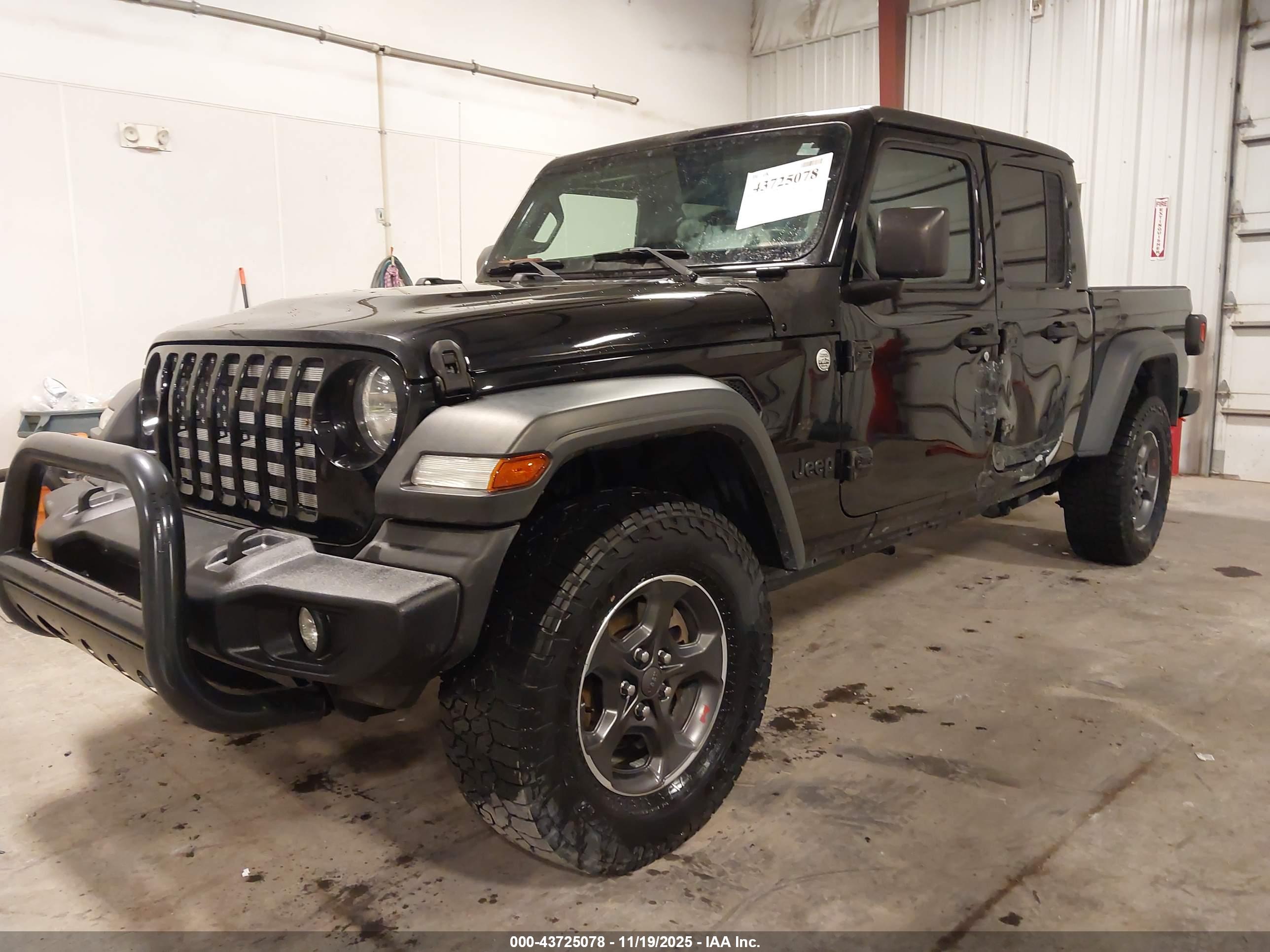 JEEP GLADIATOR image 2