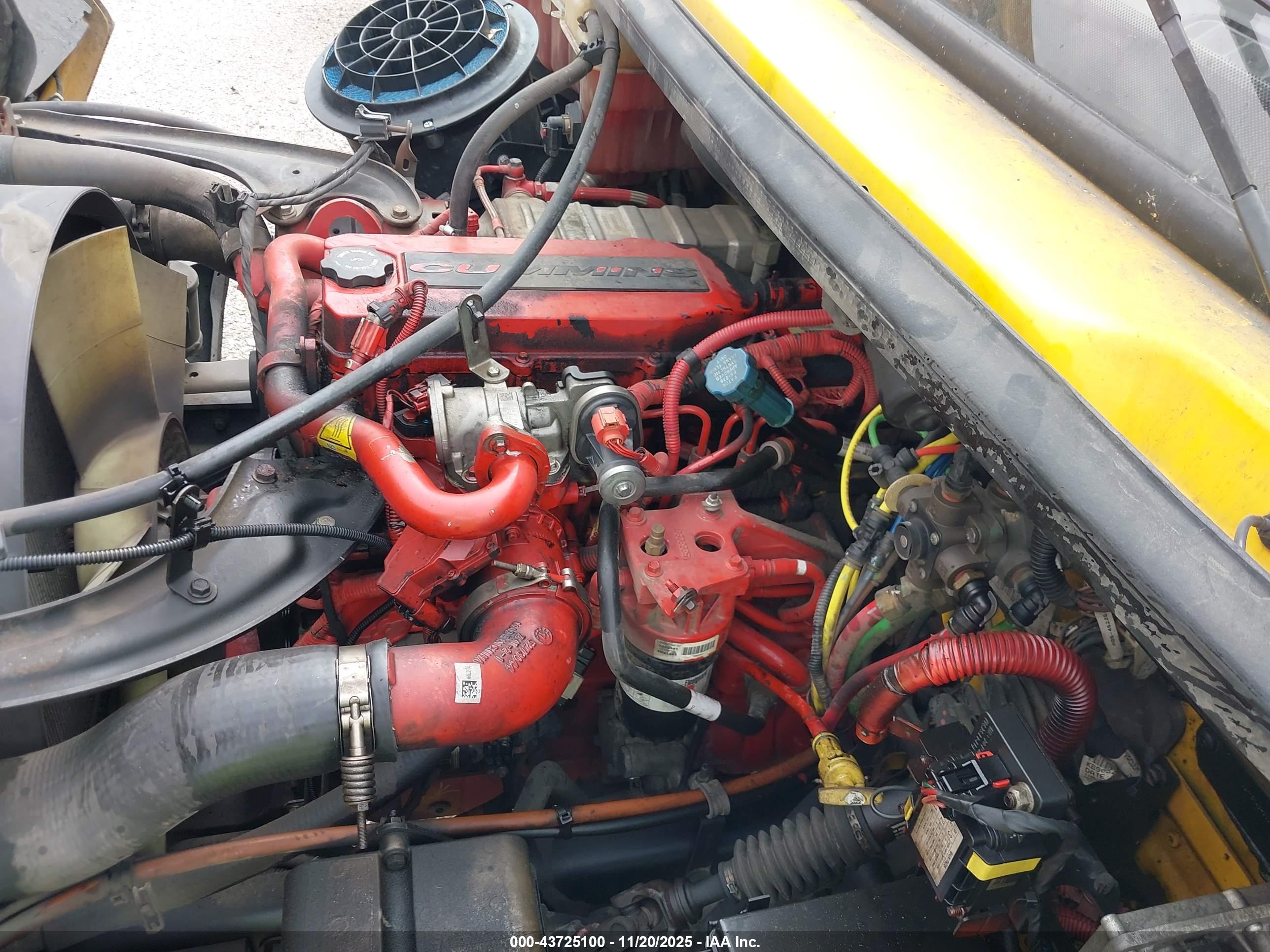 FREIGHTLINER M2 image 10