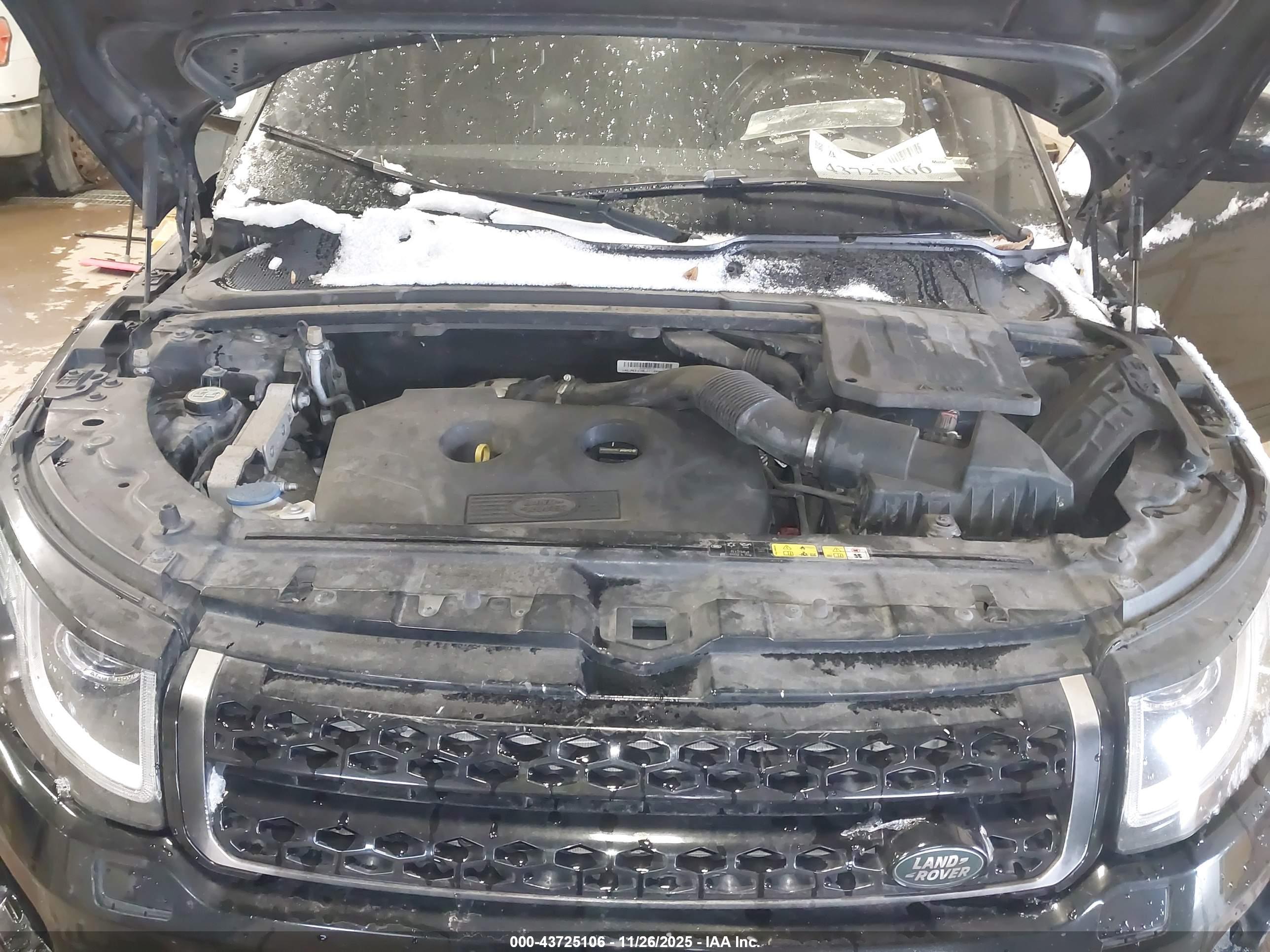 LAND ROVER image 10