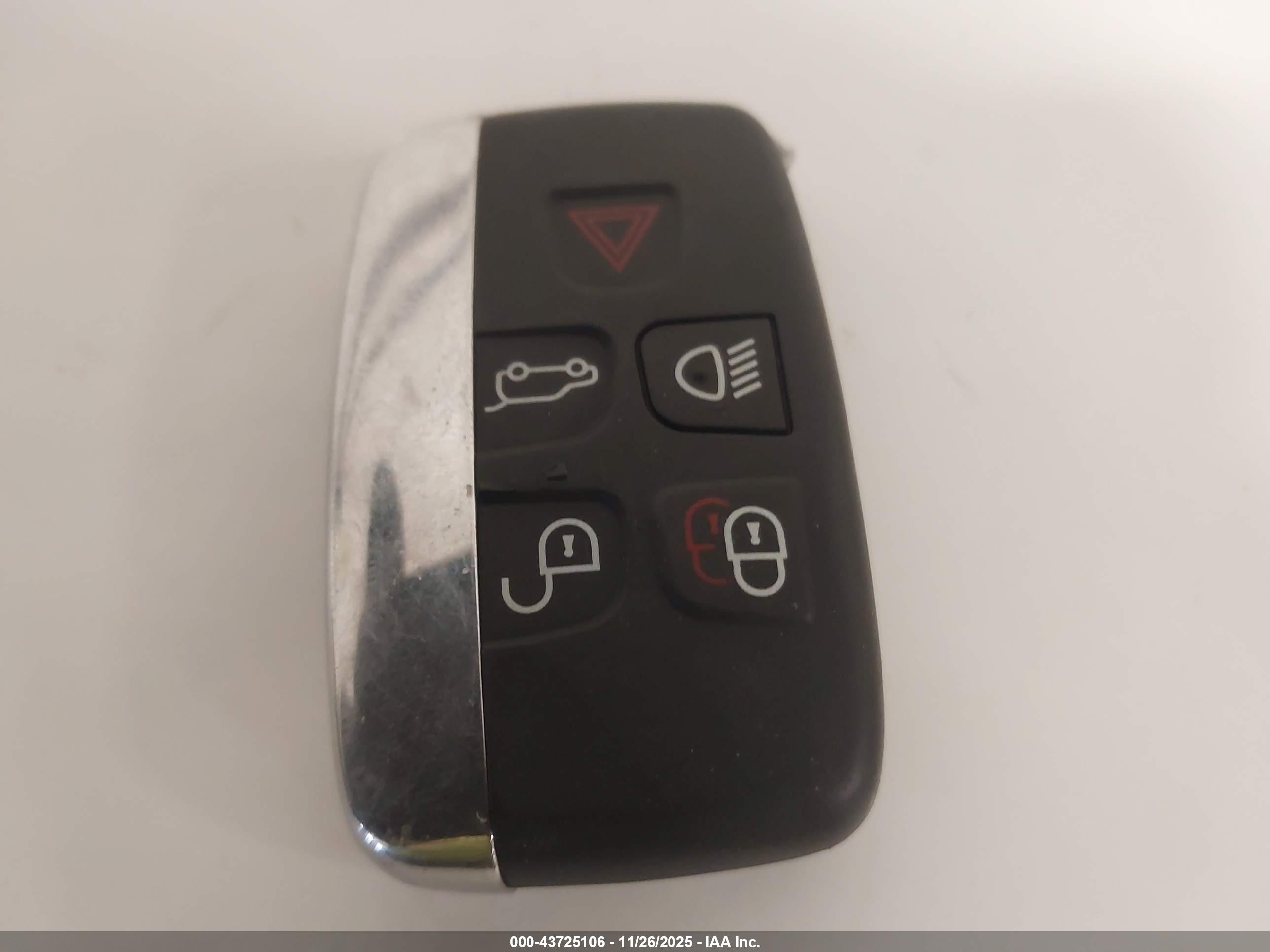 LAND ROVER image 11