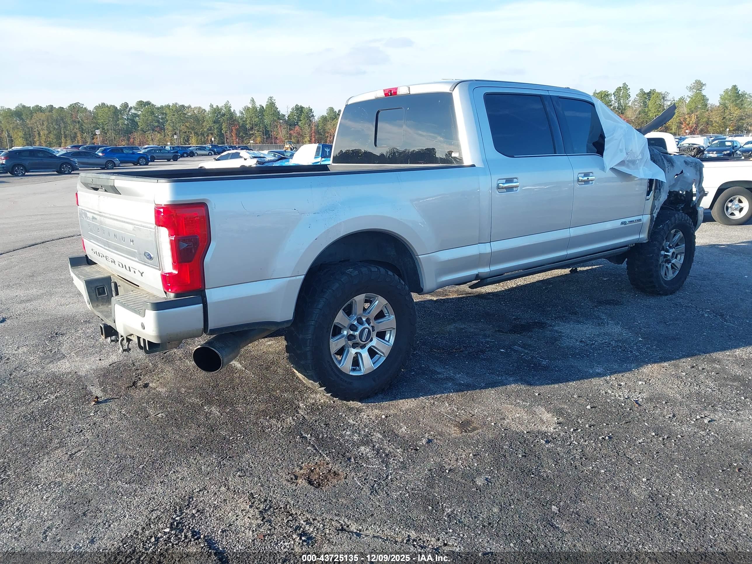 FORD F-250 image 4
