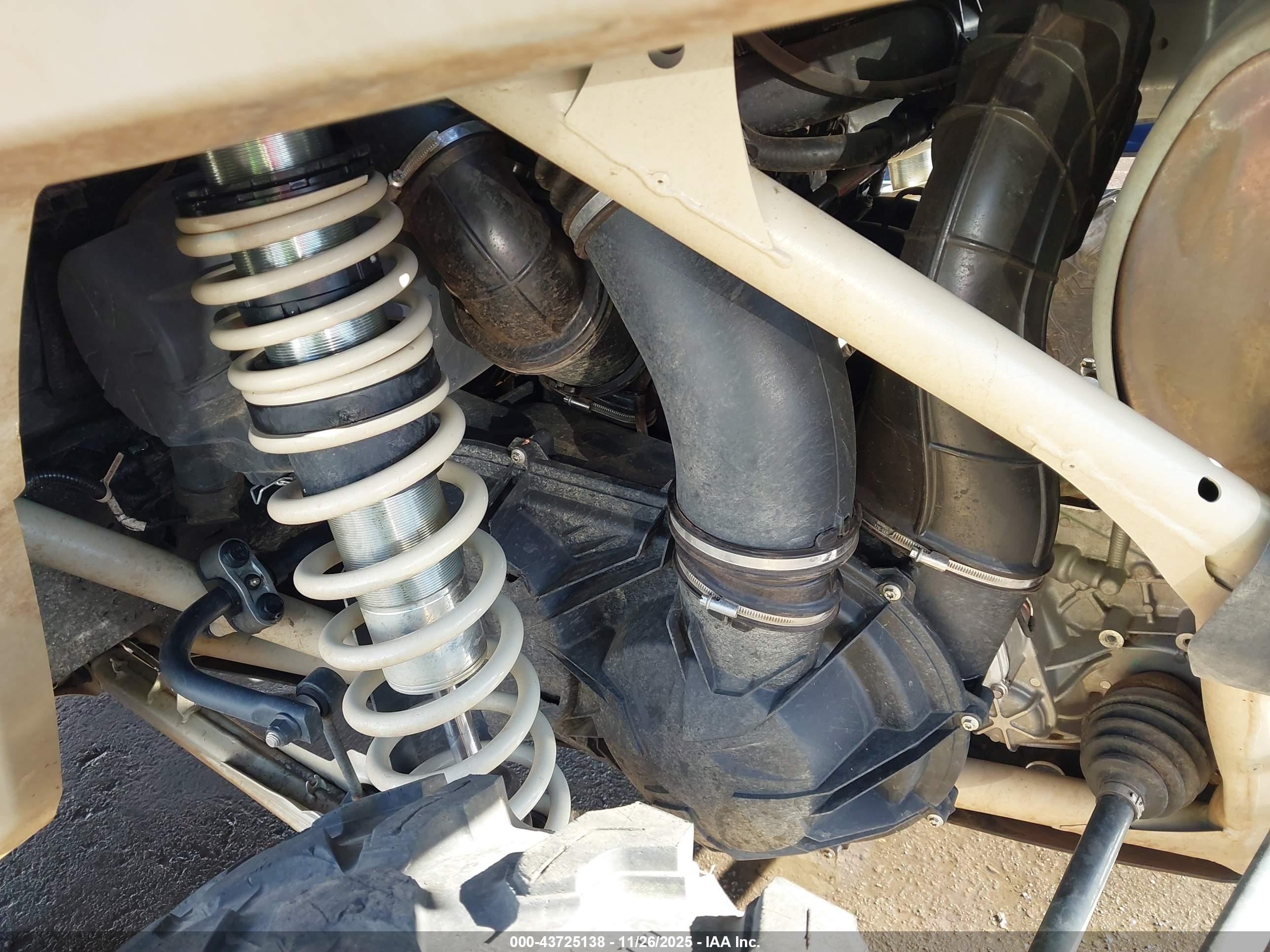 CAN-AM MAVERICK image 9